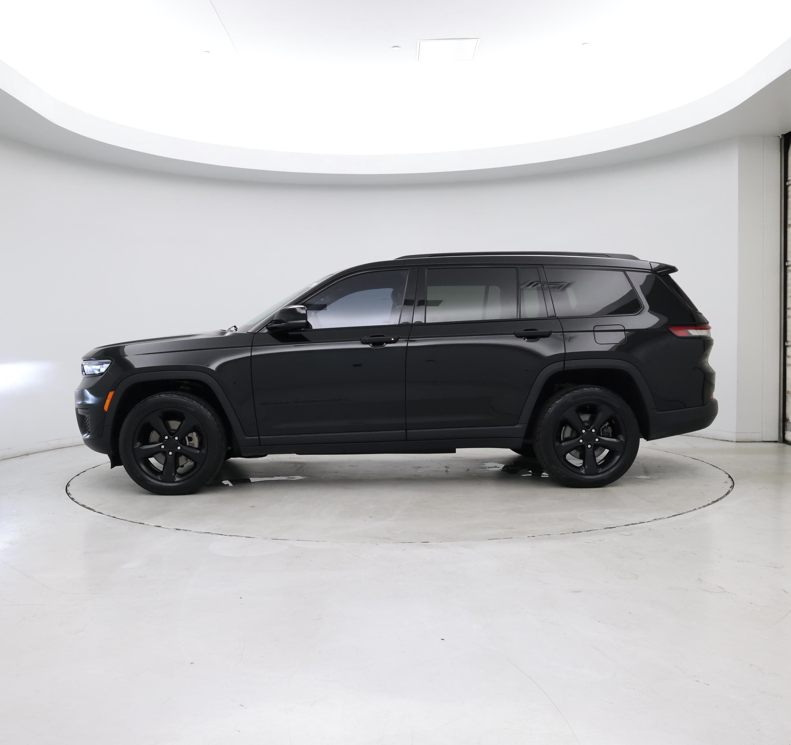 Thumbnail: 2021 Jeep Grand Cherokee L - 3