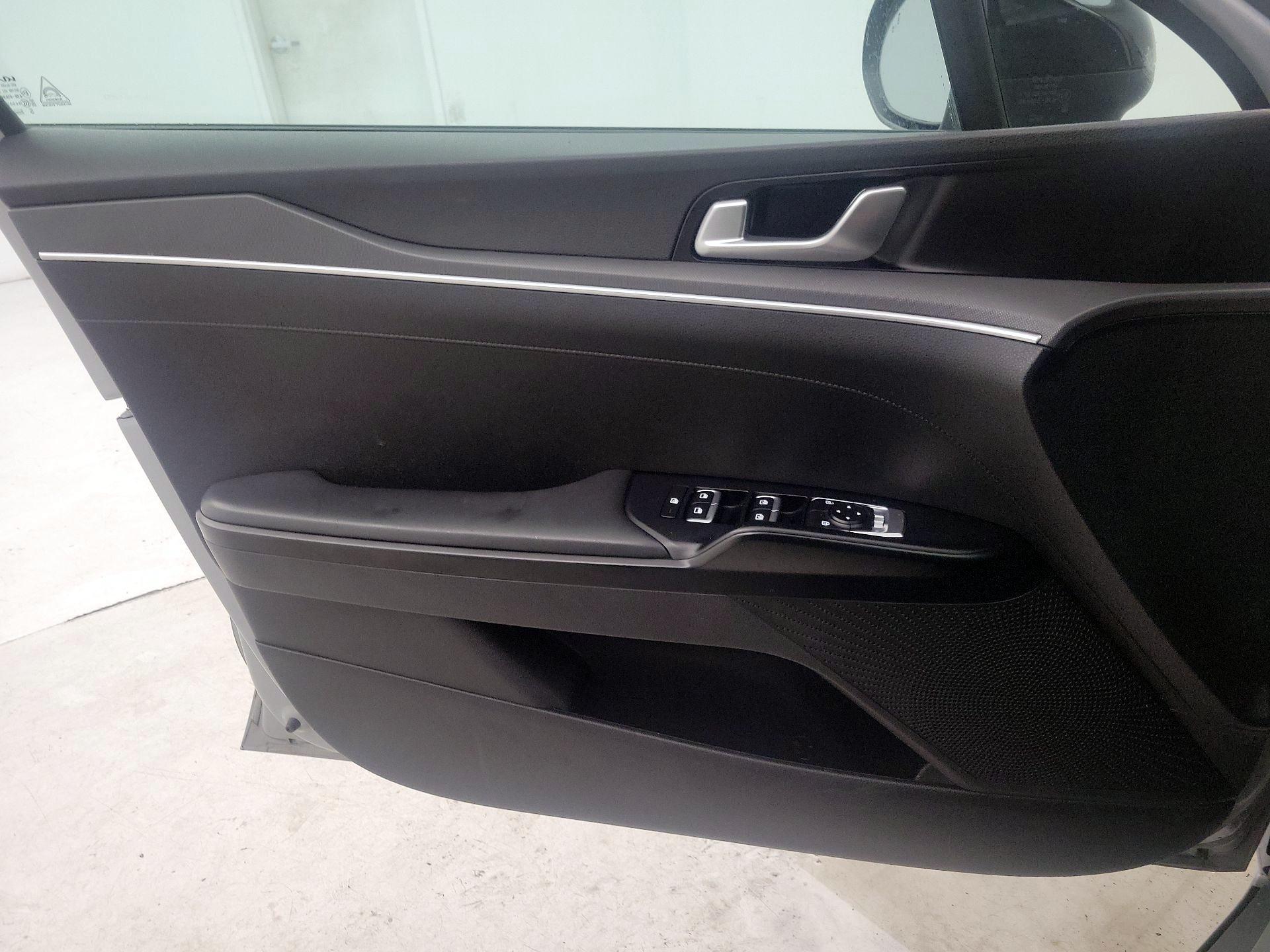 Thumbnail: 2022 Kia K5 - 12
