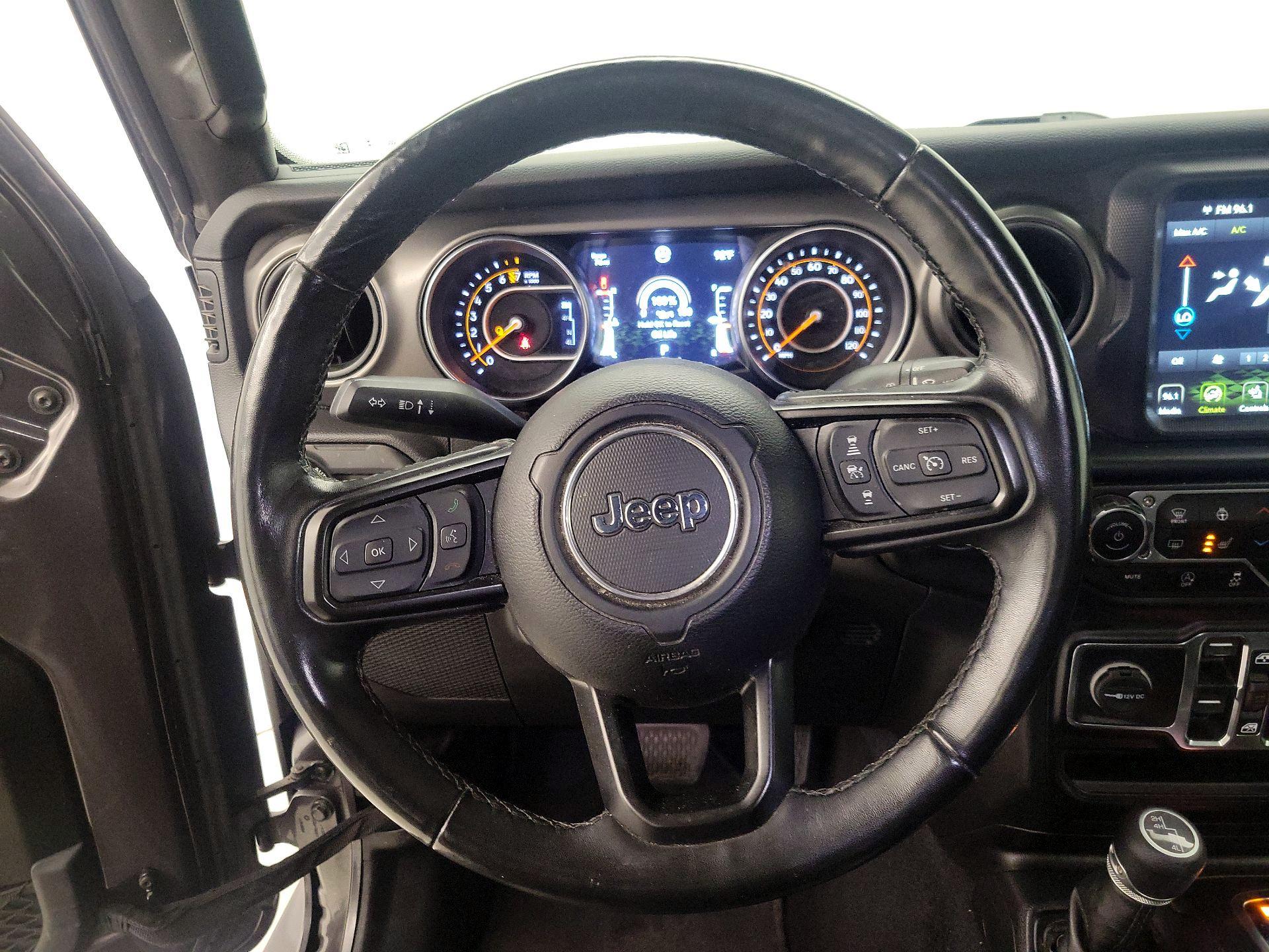 Thumbnail: 2021 Jeep Gladiator - 10