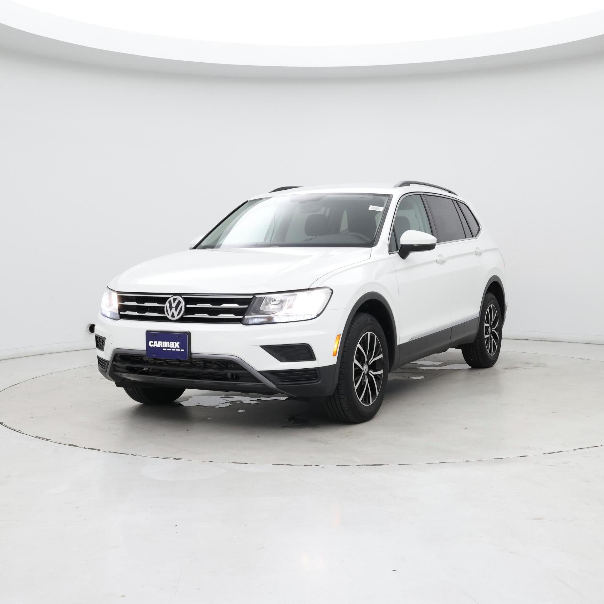 Thumbnail: 2021 Volkswagen Tiguan - 4