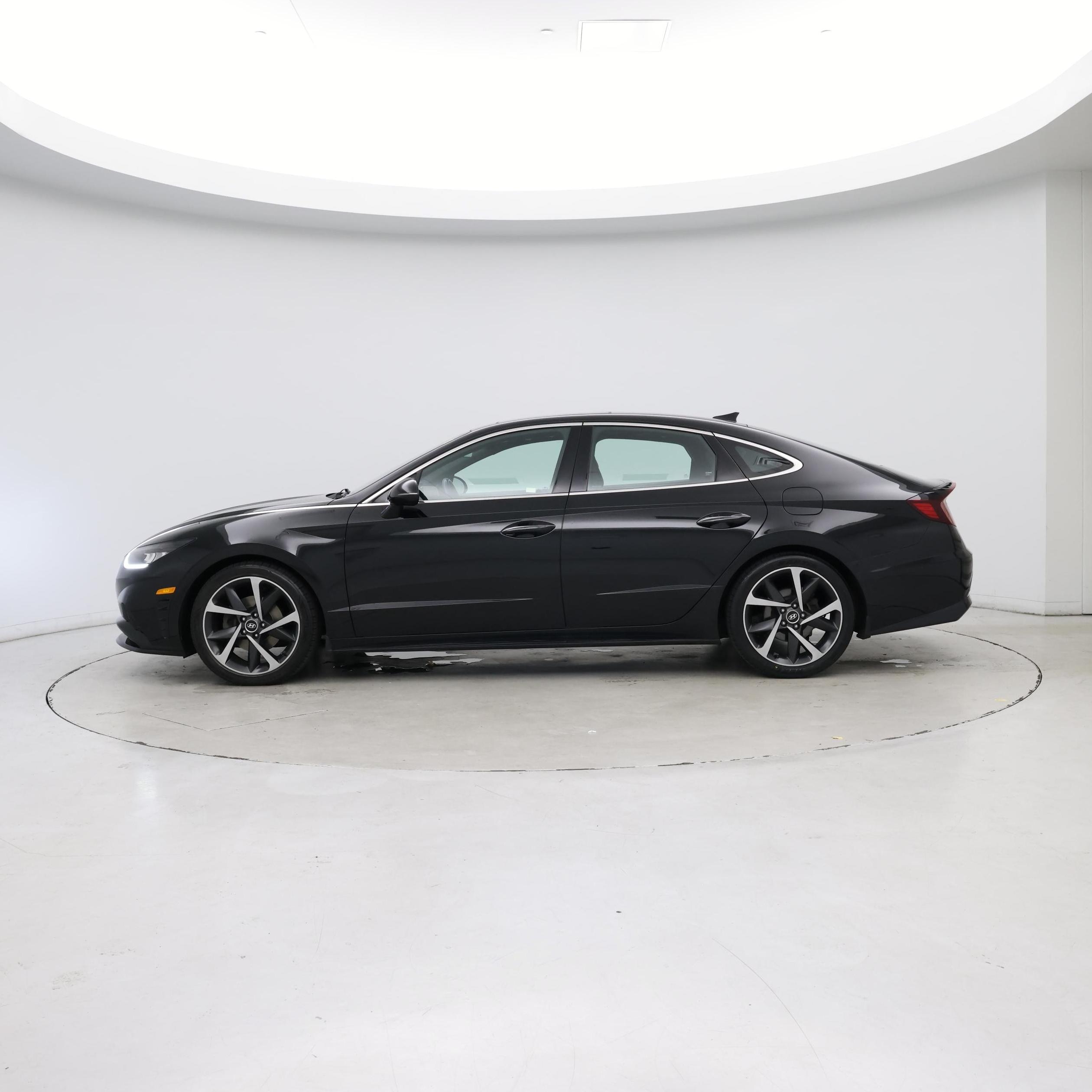 Thumbnail: 2022 Hyundai Sonata - 3