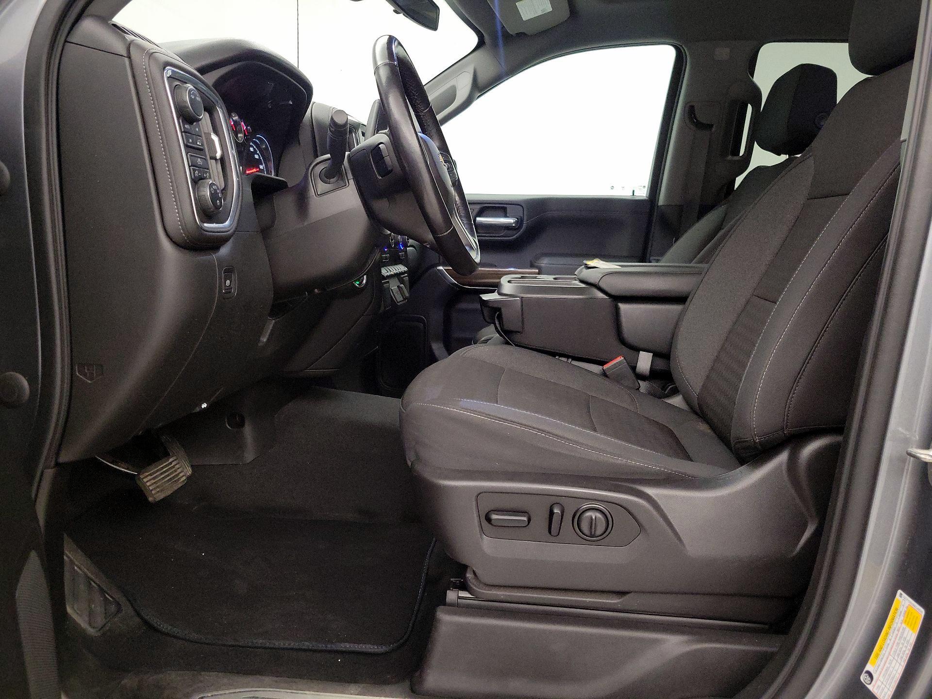 Thumbnail: 2021 Chevrolet Silverado 1500 - 11