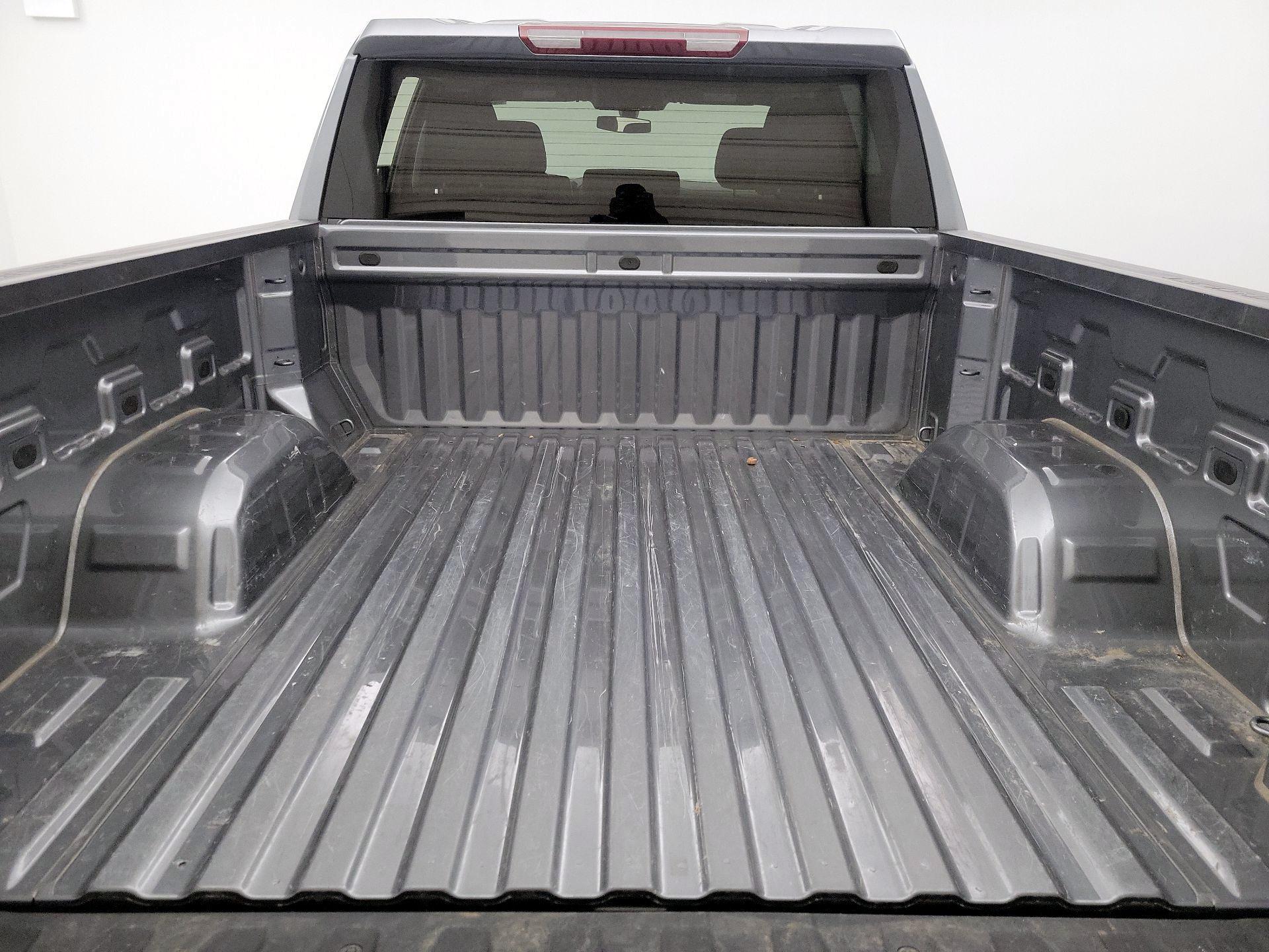 Thumbnail: 2021 Chevrolet Silverado 1500 - 20