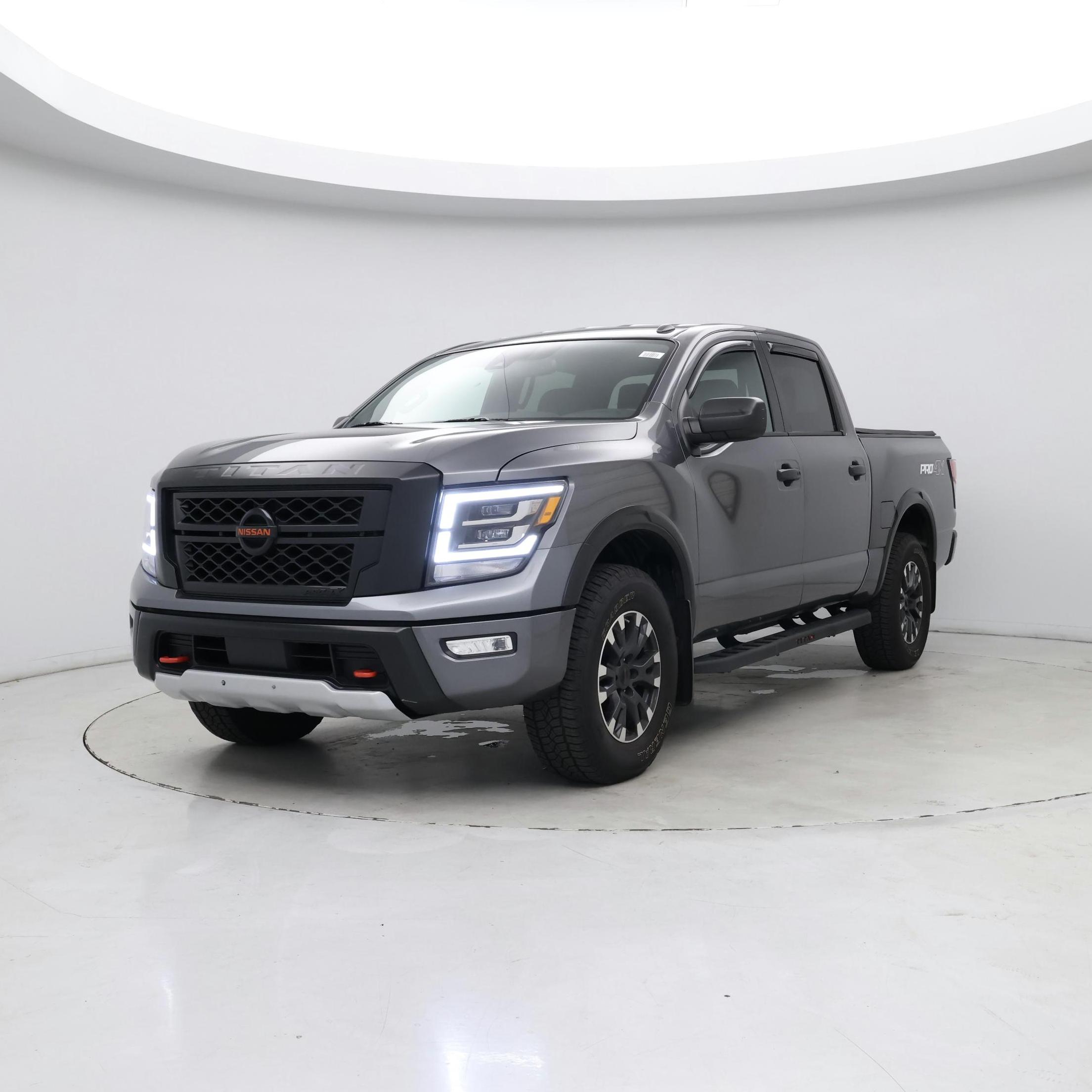 Thumbnail: 2021 Nissan Titan - 4