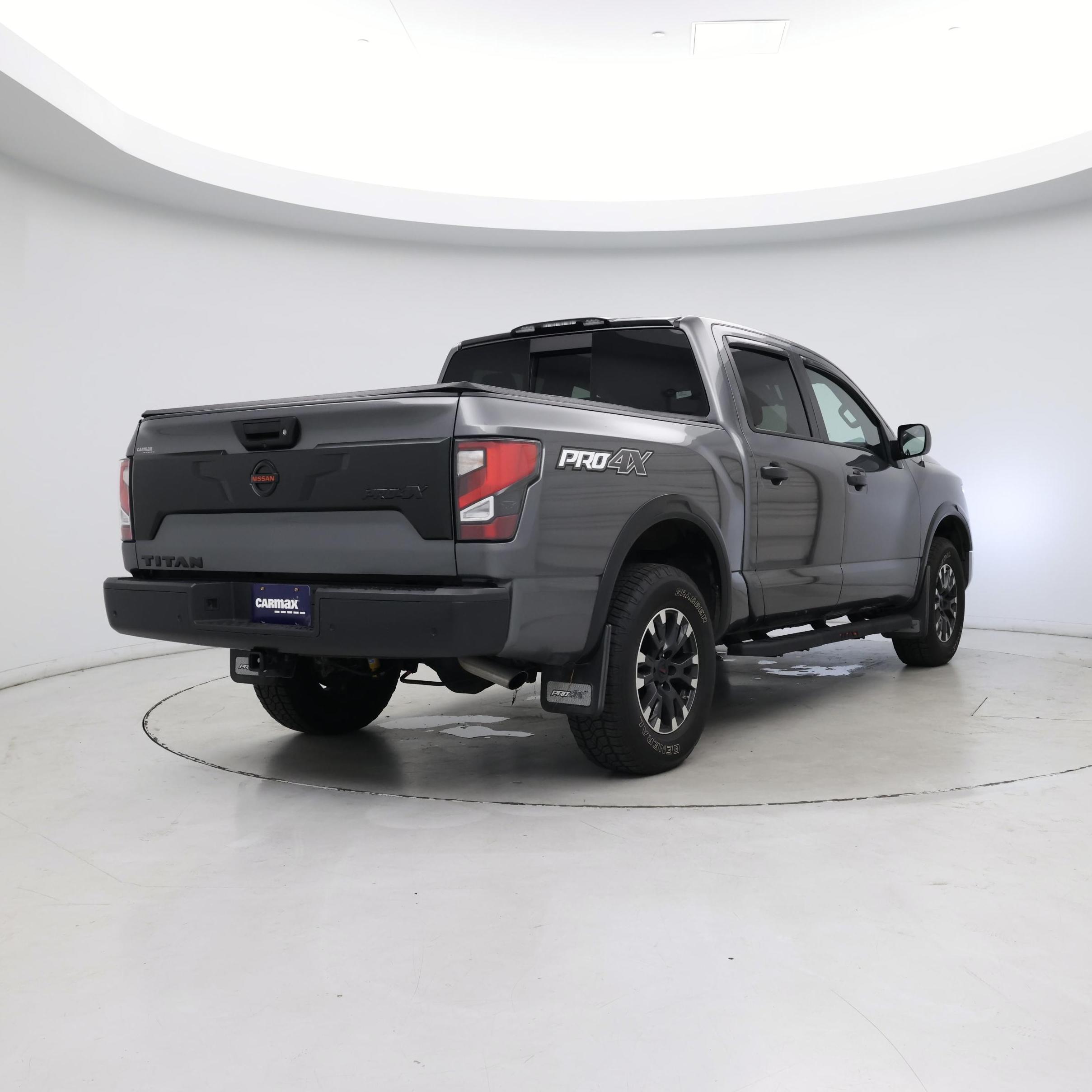 Thumbnail: 2021 Nissan Titan - 8