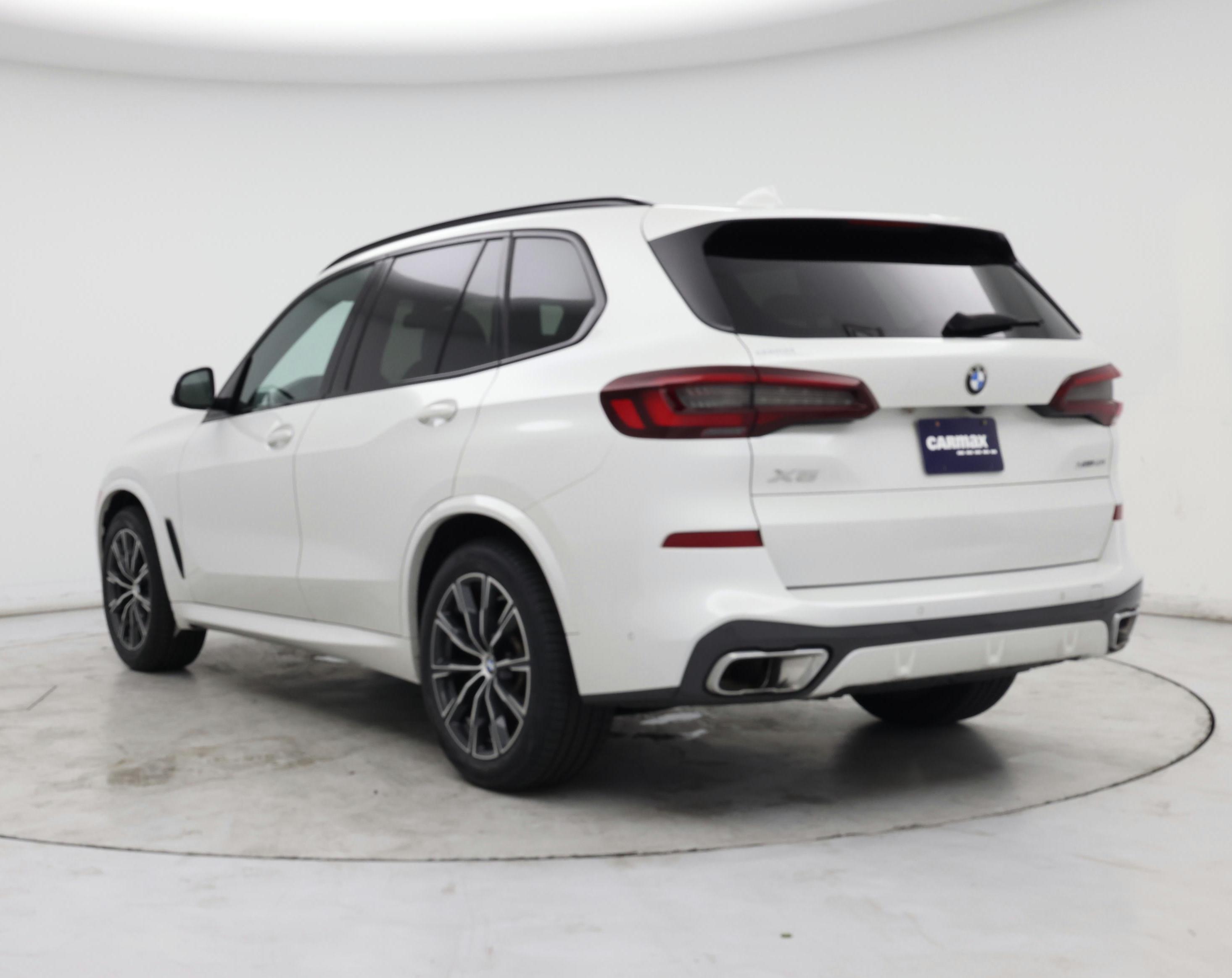 Thumbnail: 2021 BMW X5 - 2