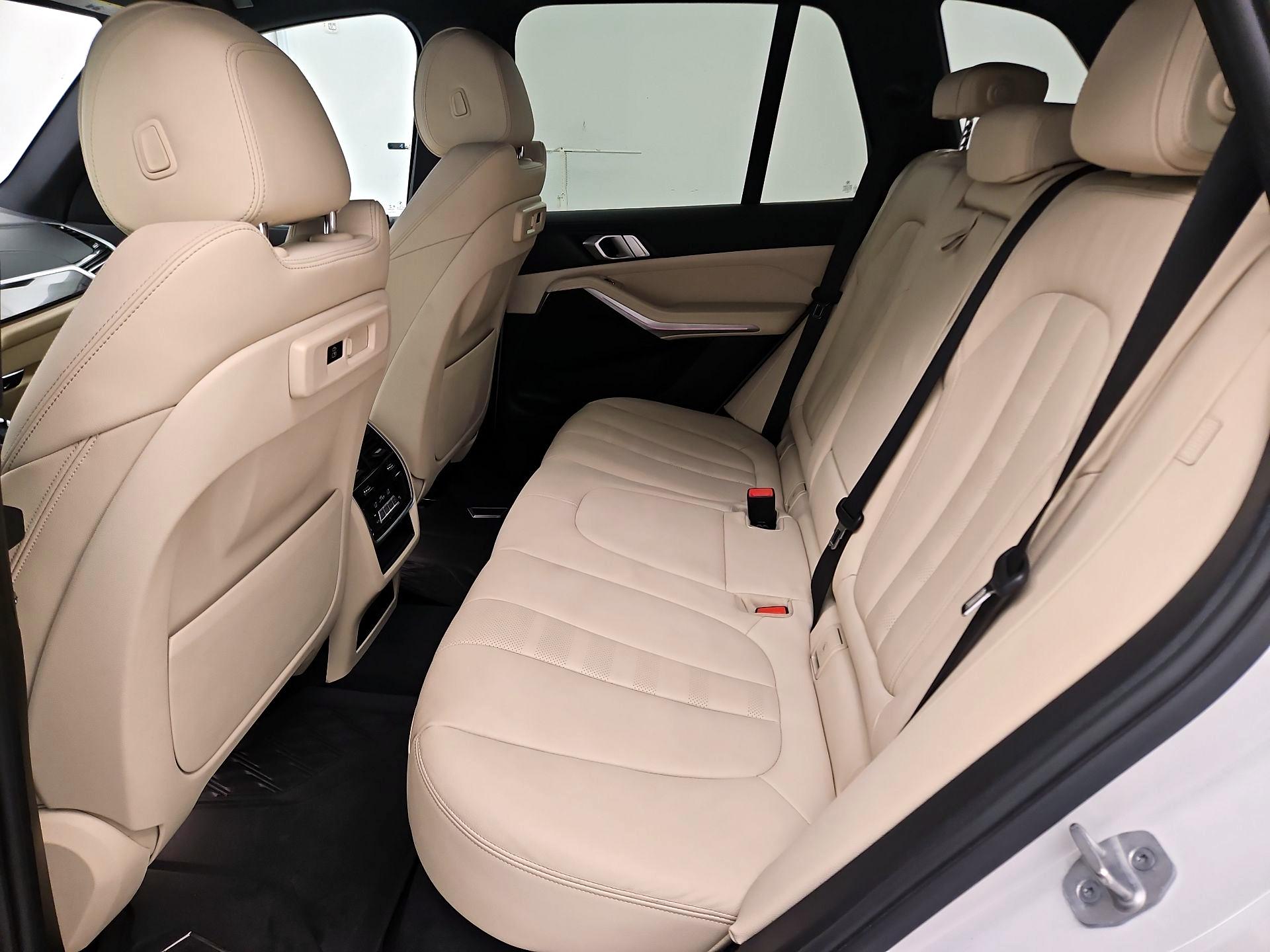 Thumbnail: 2021 BMW X5 - 19