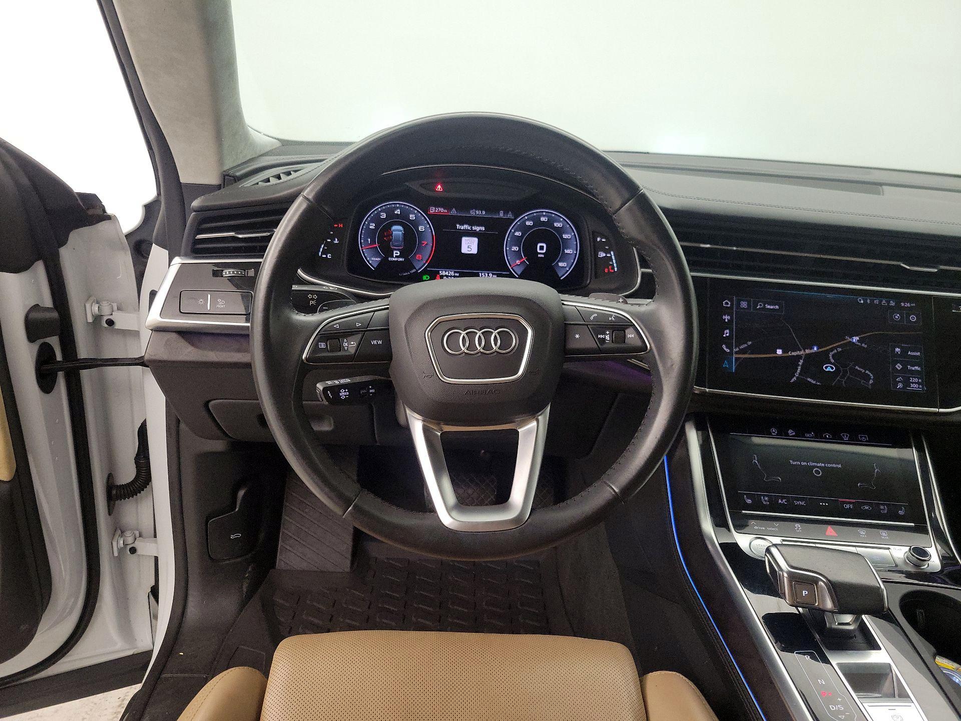 Thumbnail: 2020 Audi Q8 - 10