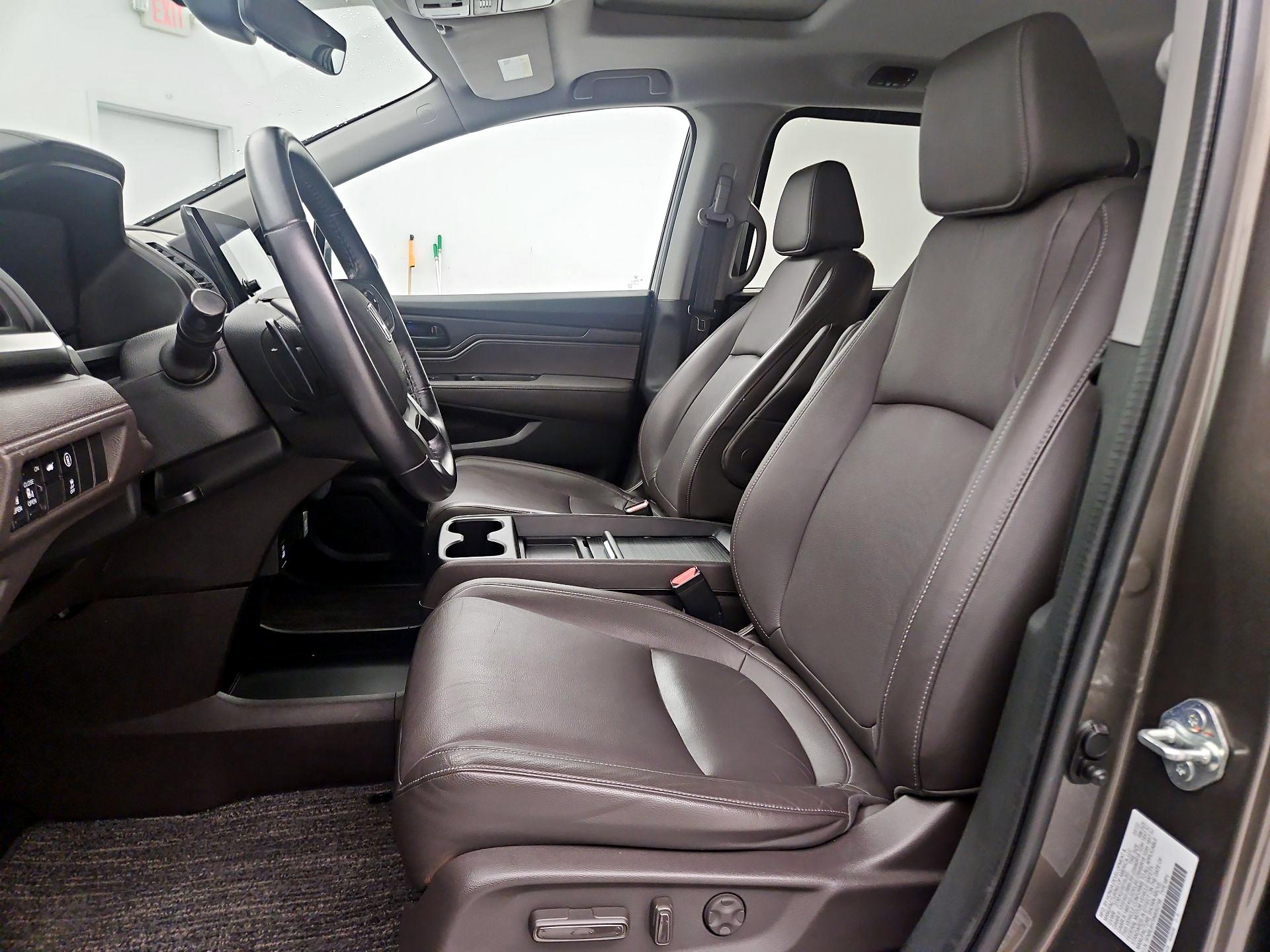 Thumbnail: 2022 Honda Odyssey - 11