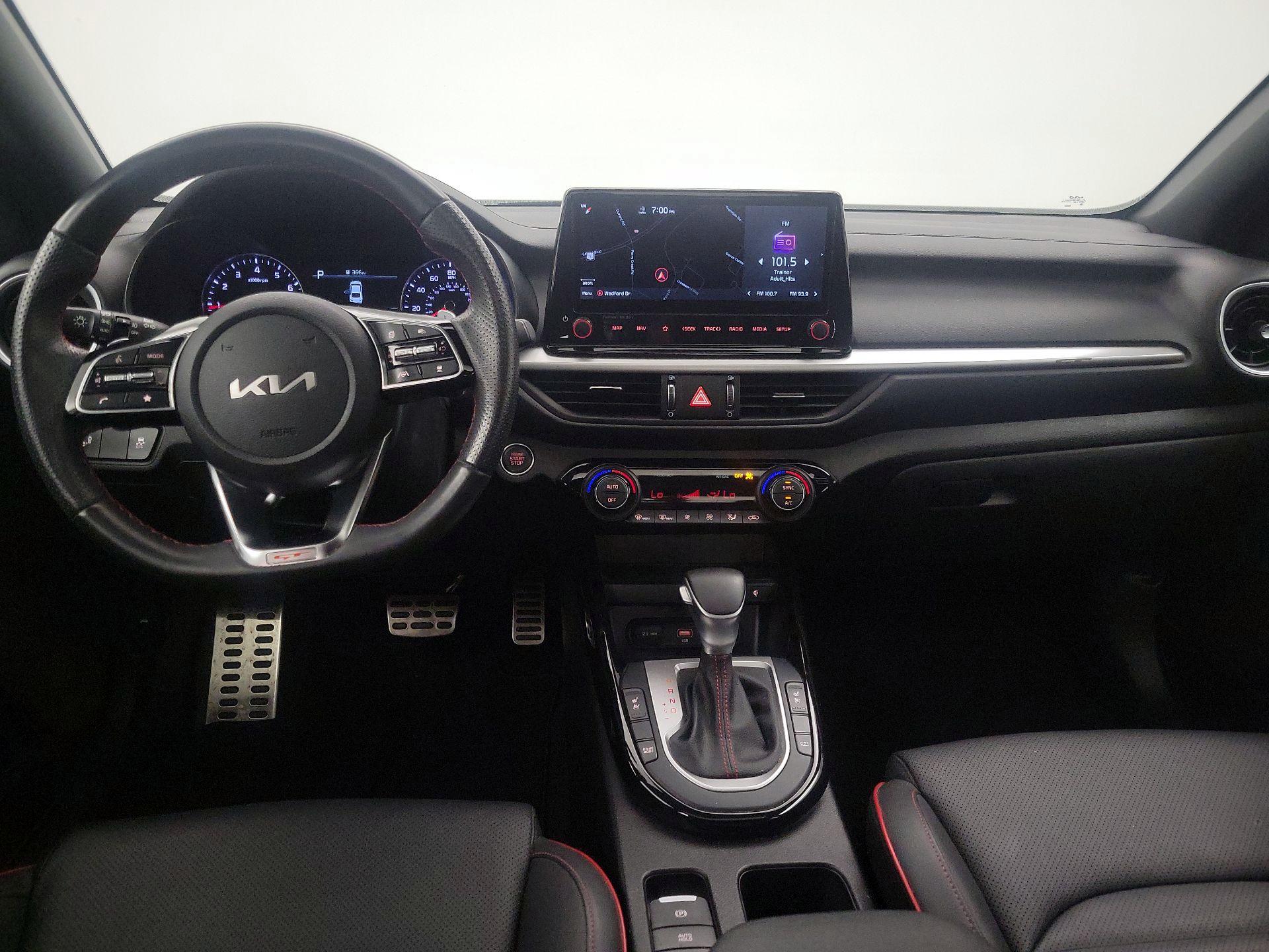 Thumbnail: 2022 Kia Forte - 9