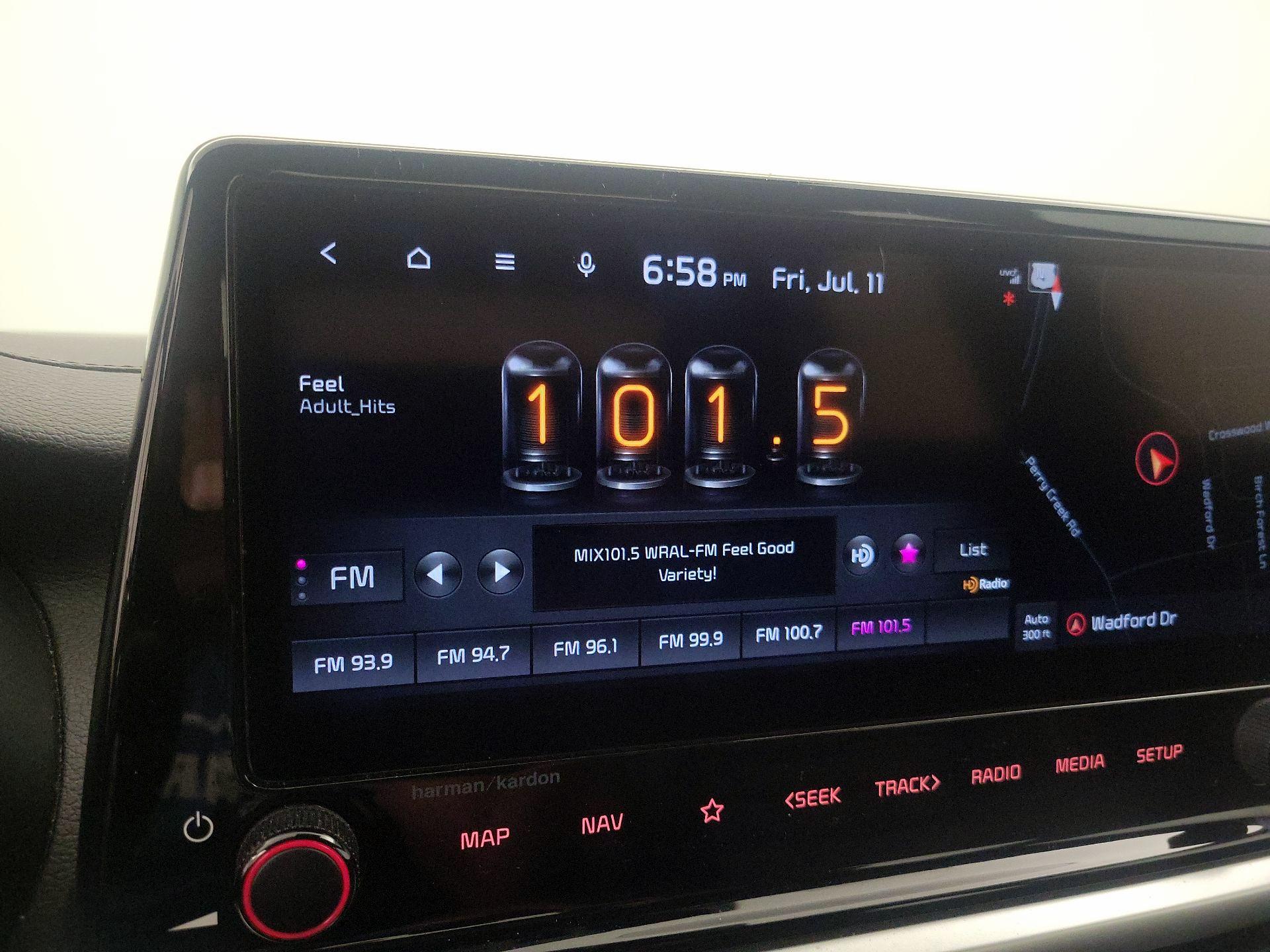 Thumbnail: 2022 Kia Forte - 16