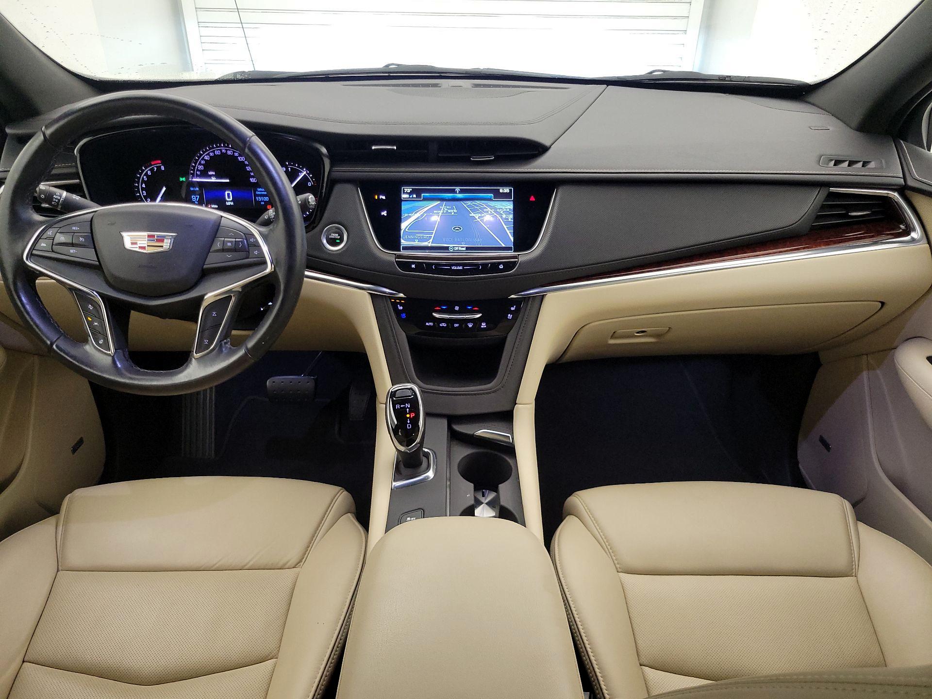 Thumbnail: 2019 Cadillac XT5 - 9