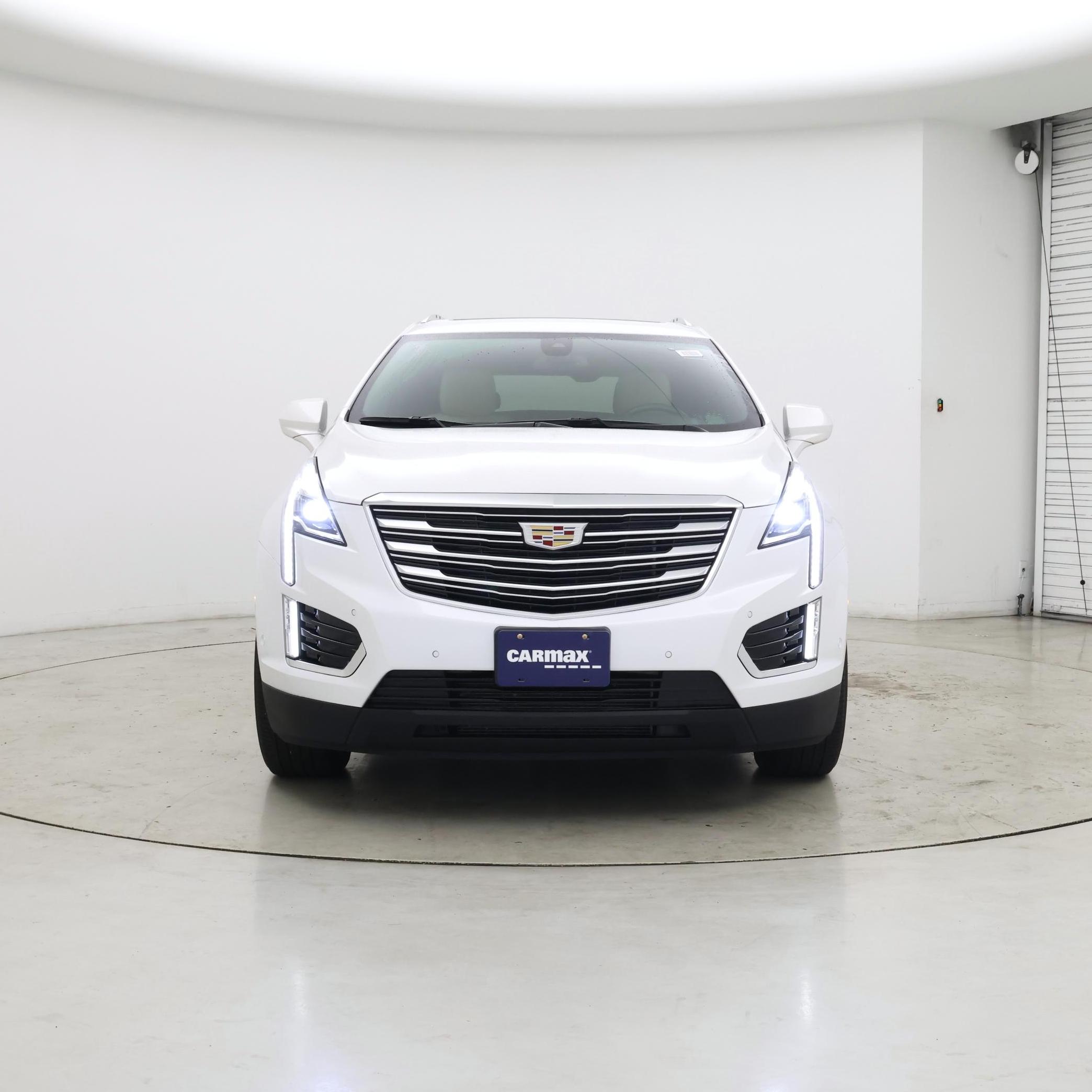 Thumbnail: 2019 Cadillac XT5 - 5