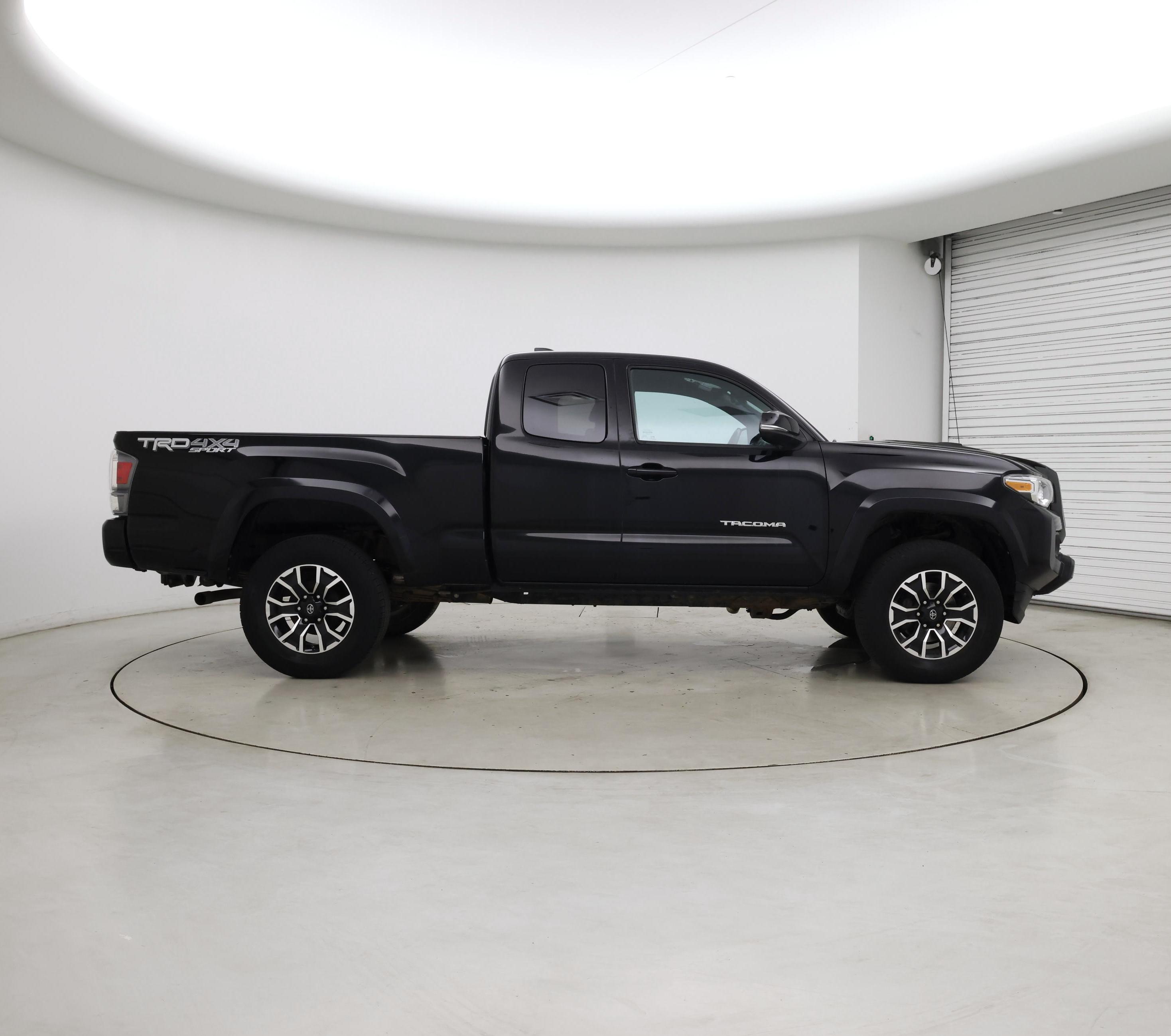 Thumbnail: 2020 Toyota Tacoma - 7