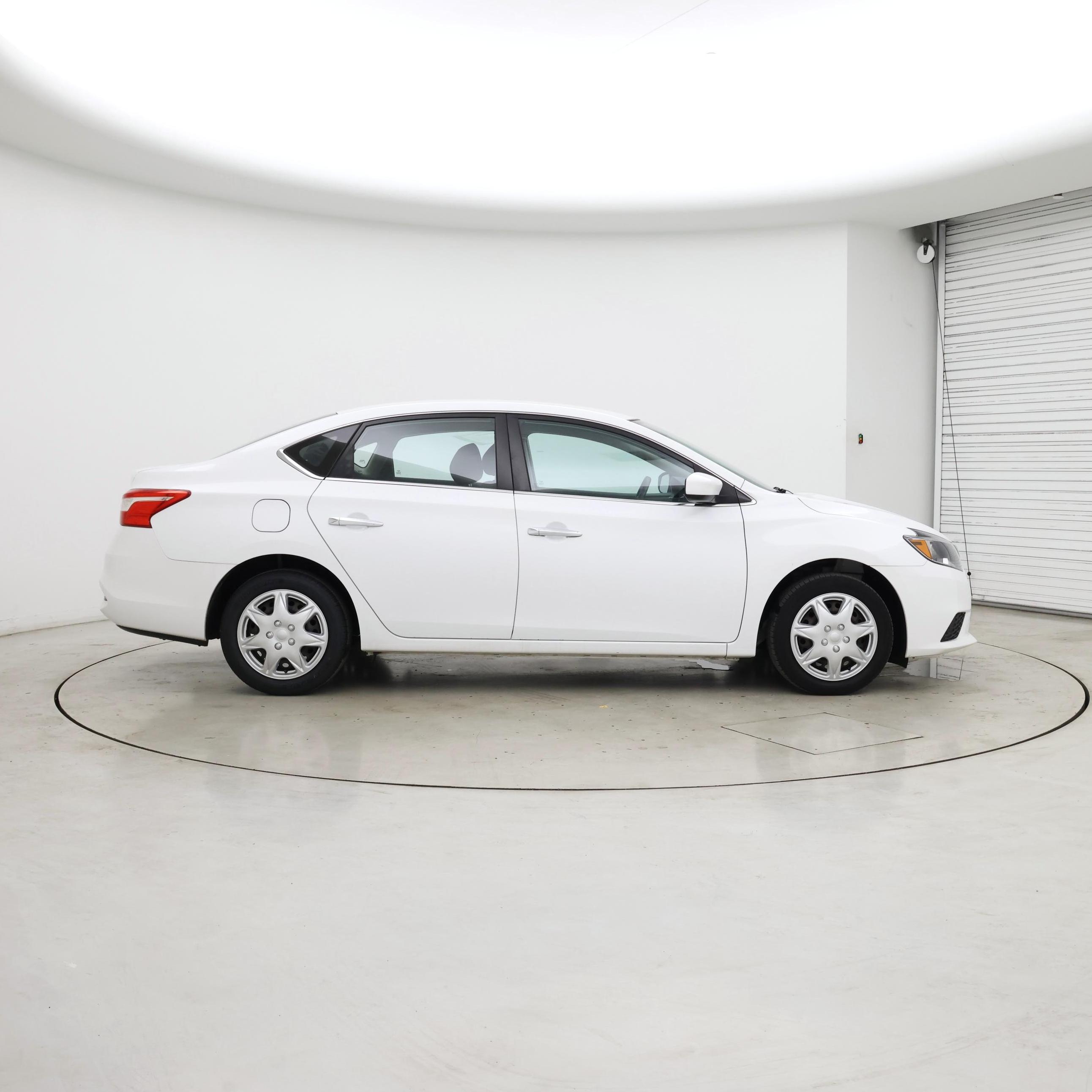 Thumbnail: 2018 Nissan Sentra - 7