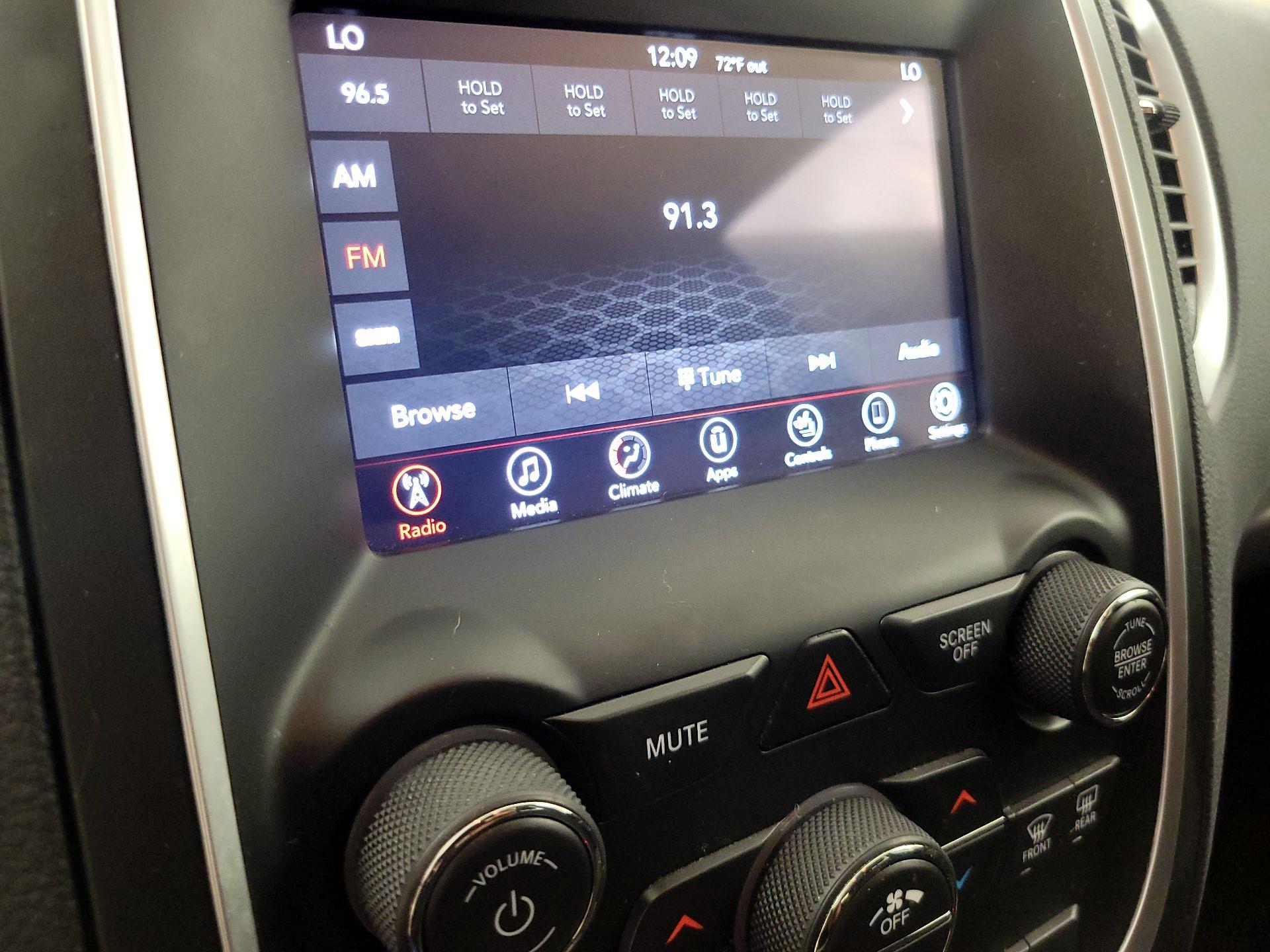 Thumbnail: 2019 Dodge Durango - 15