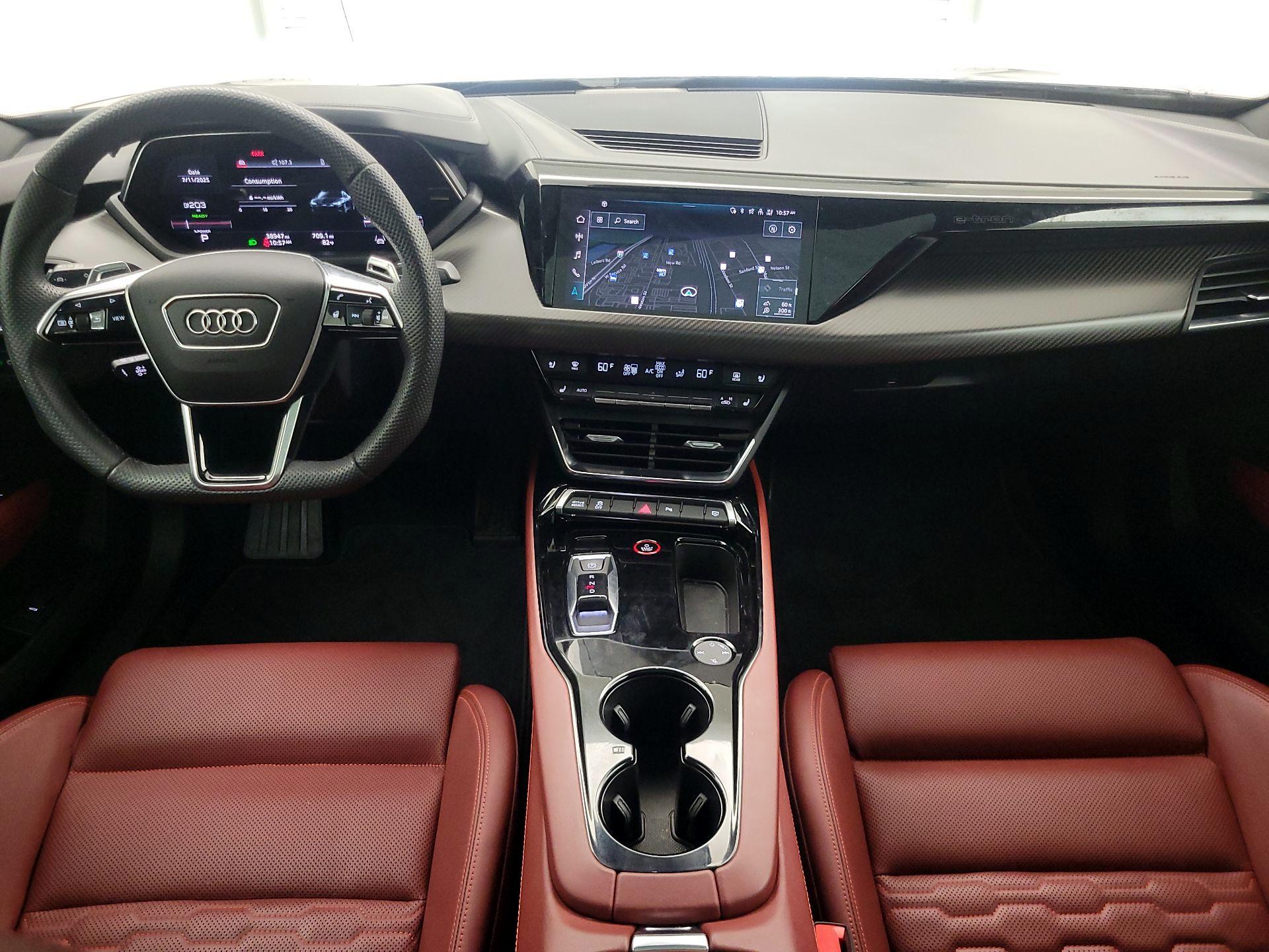 Thumbnail: 2022 Audi e-tron GT - 9