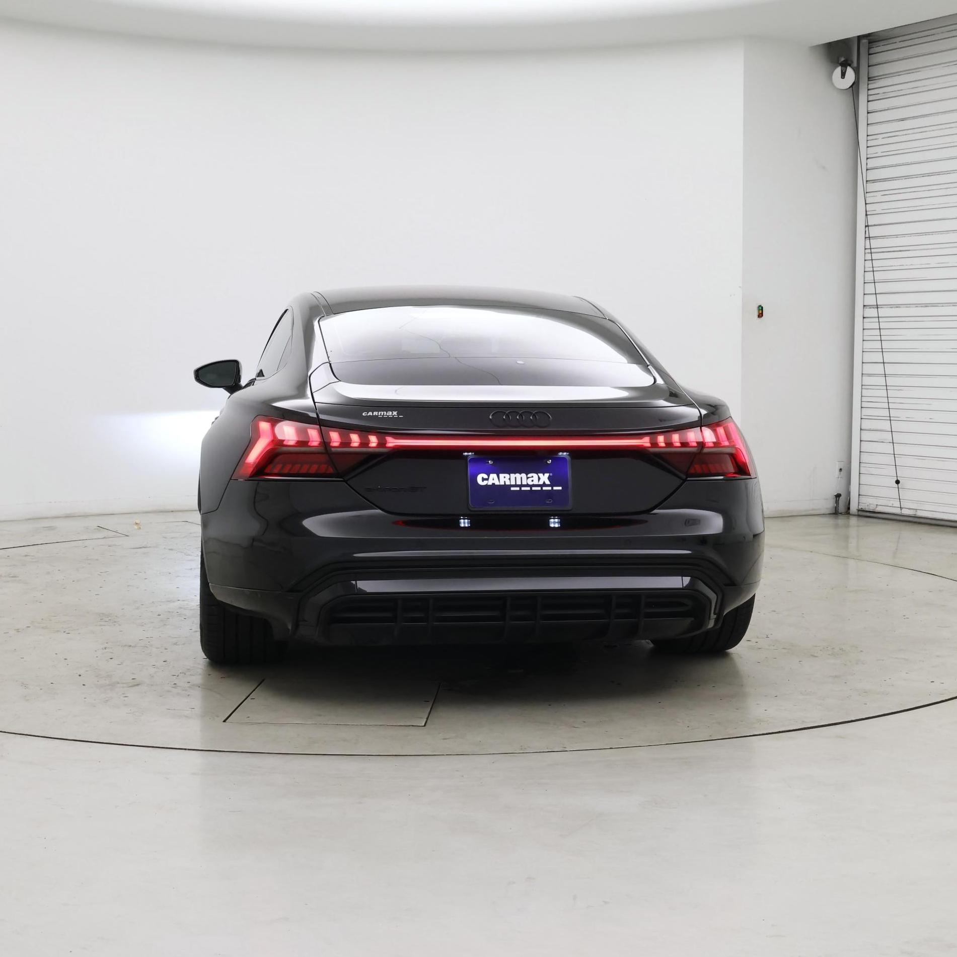 Thumbnail: 2022 Audi e-tron GT - 6