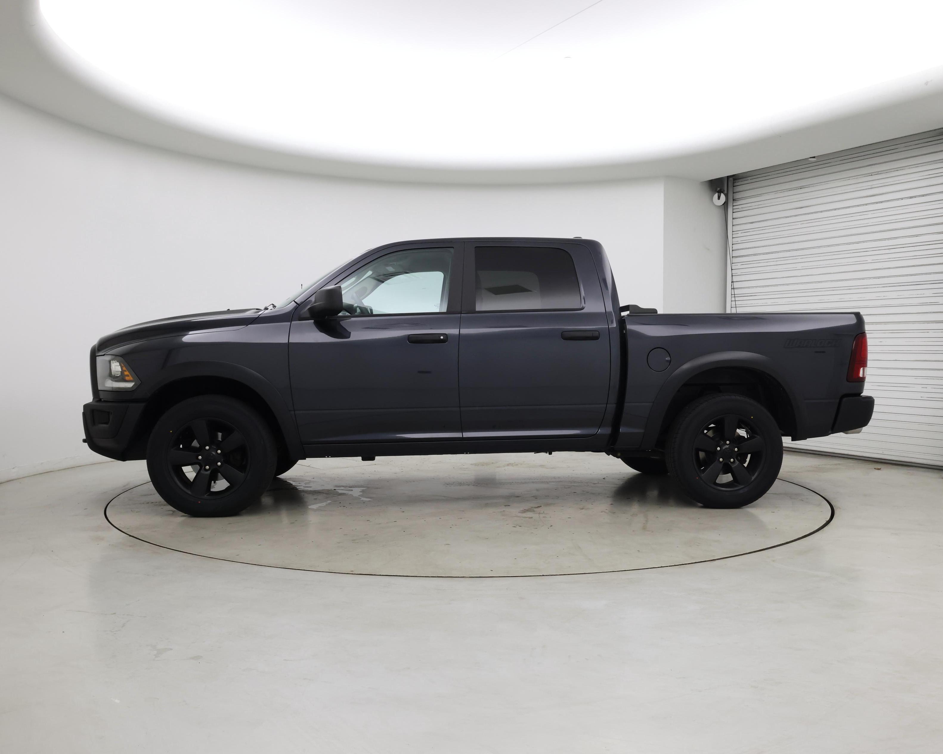 Thumbnail: 2020 RAM 1500 Classic - 3