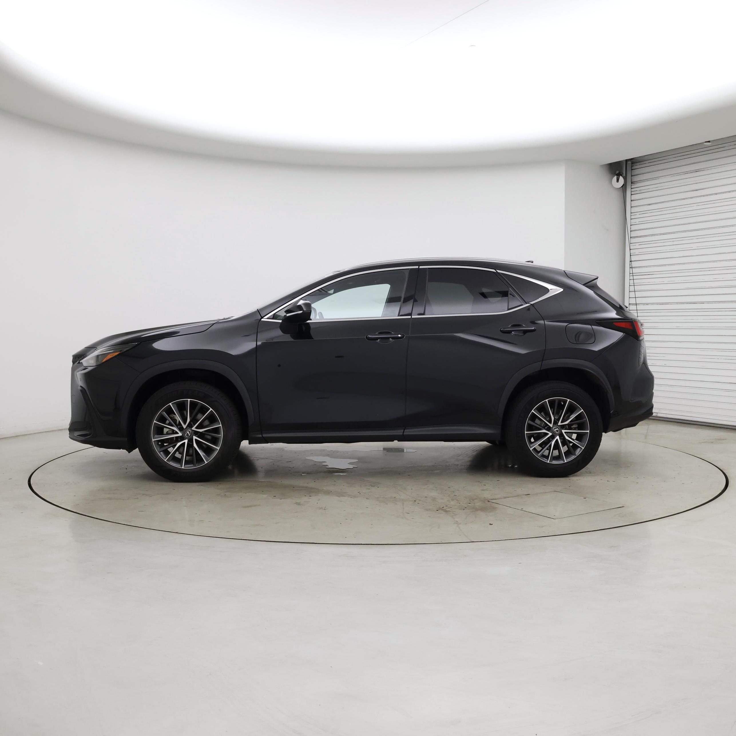 Thumbnail: 2022 Lexus NX - 3
