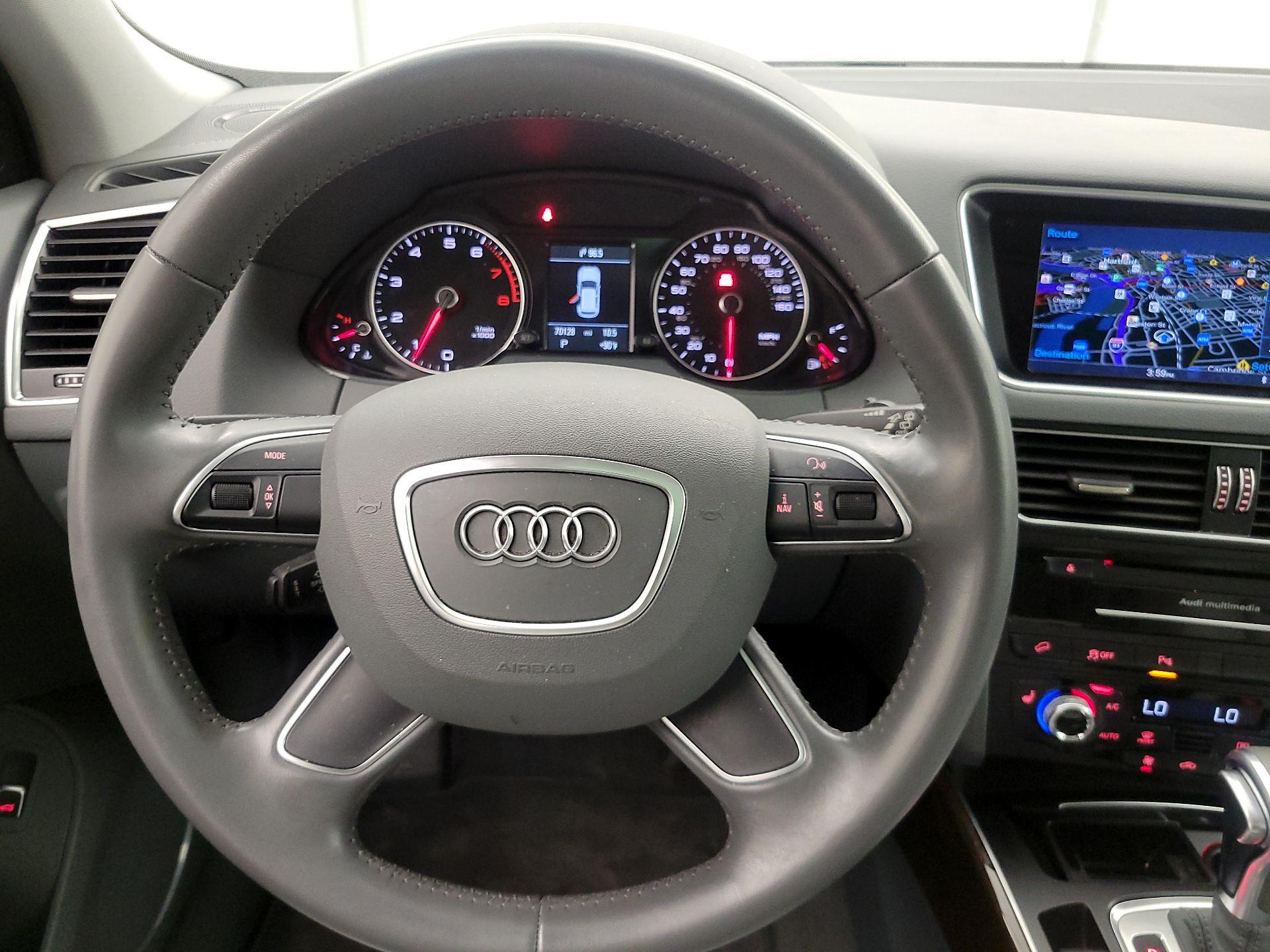 Thumbnail: 2016 Audi Q5 - 10
