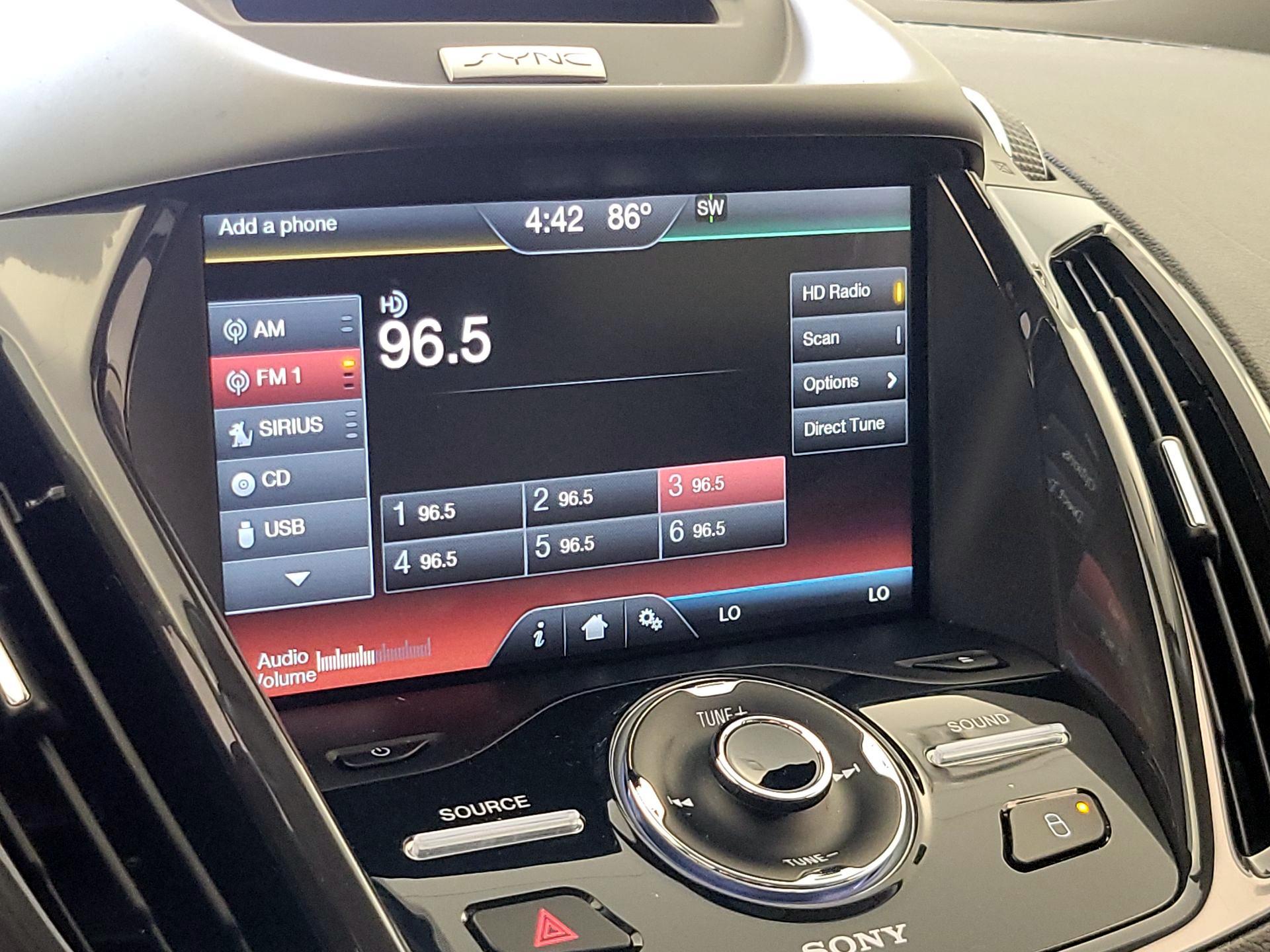 Thumbnail: 2015 Ford Escape - 16