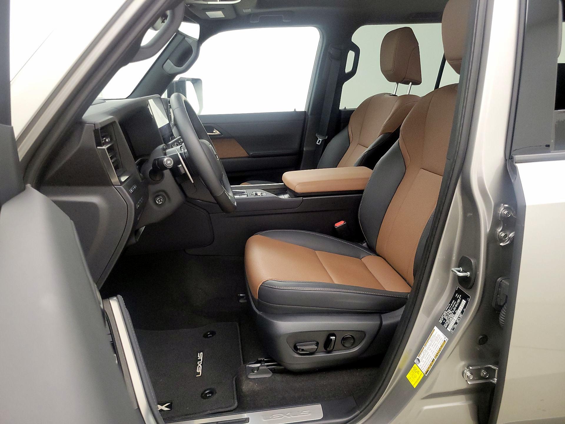 Thumbnail: 2024 Lexus GX - 11