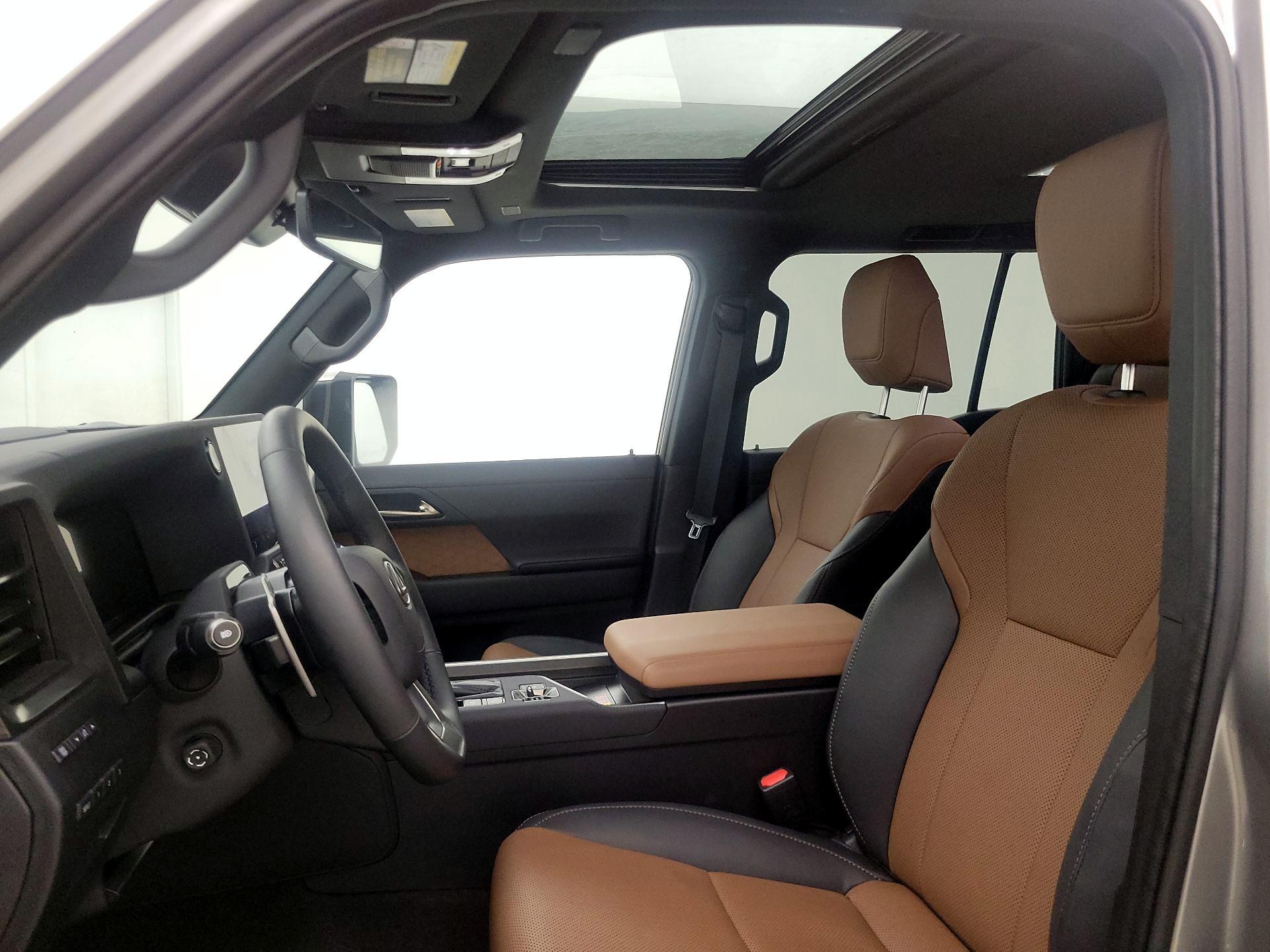 Thumbnail: 2024 Lexus GX - 19