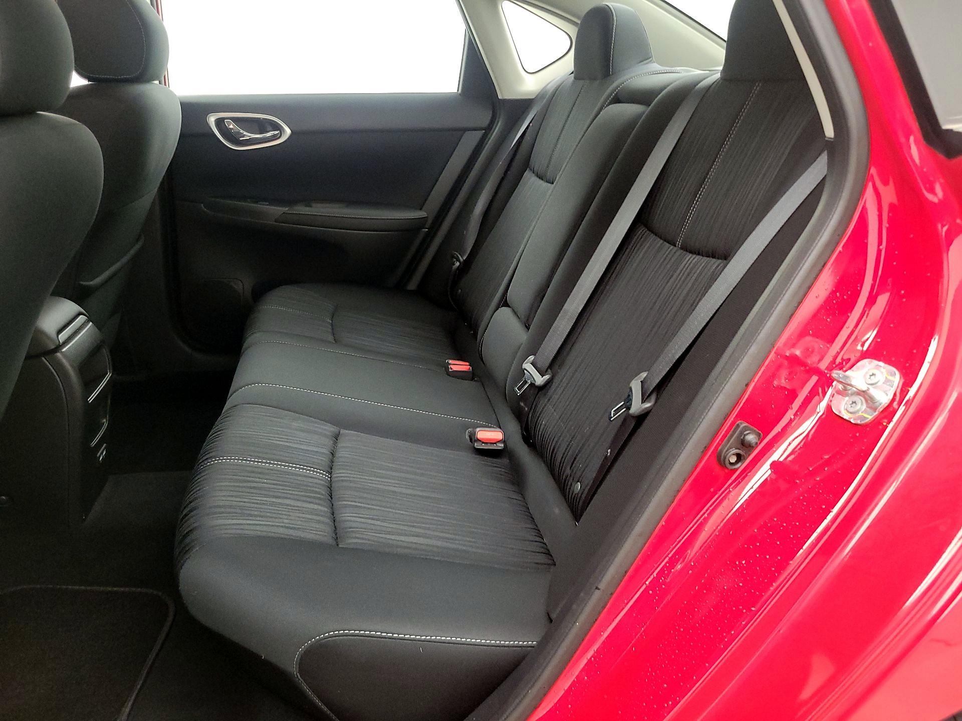Thumbnail: 2018 Nissan Sentra - 19