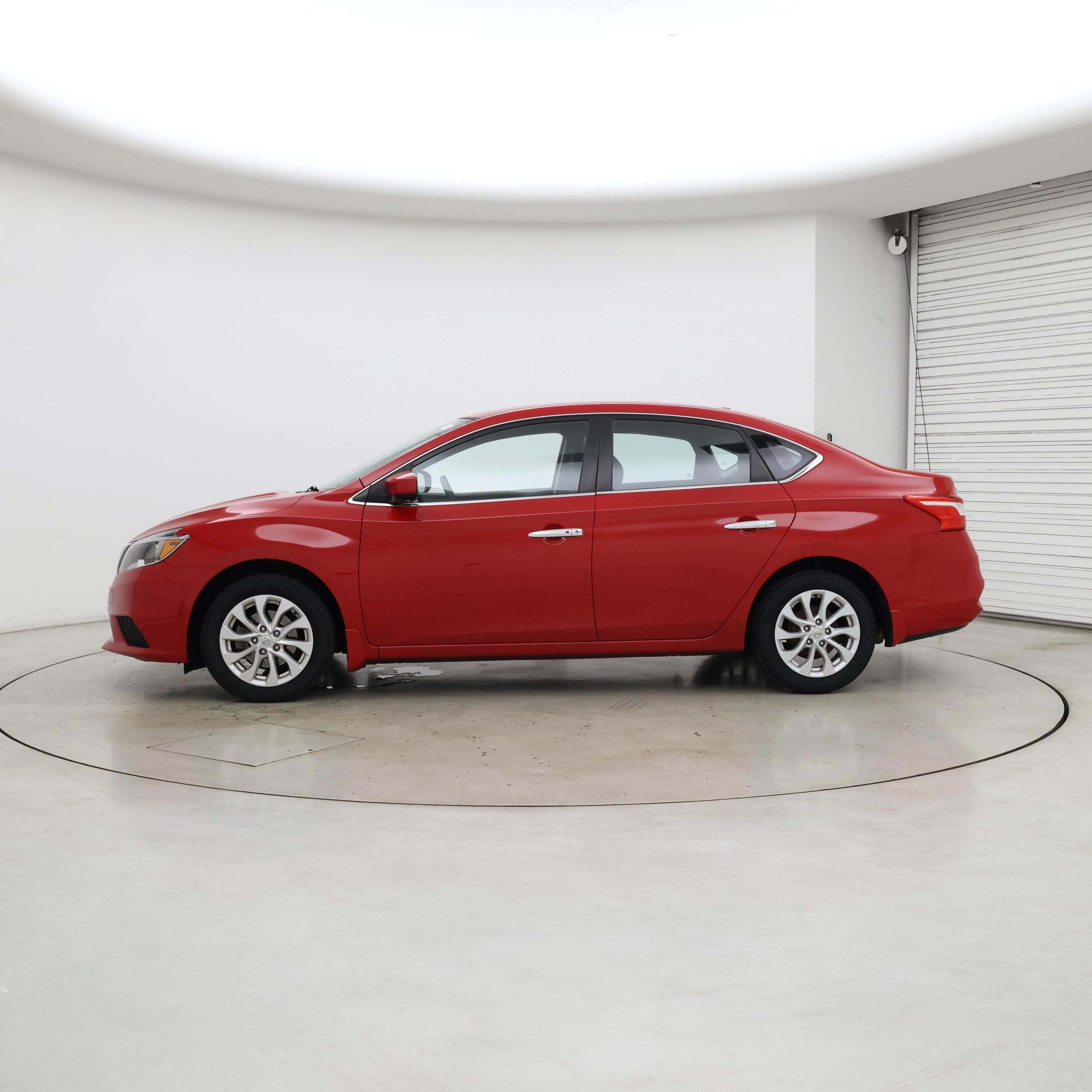 Thumbnail: 2018 Nissan Sentra - 3