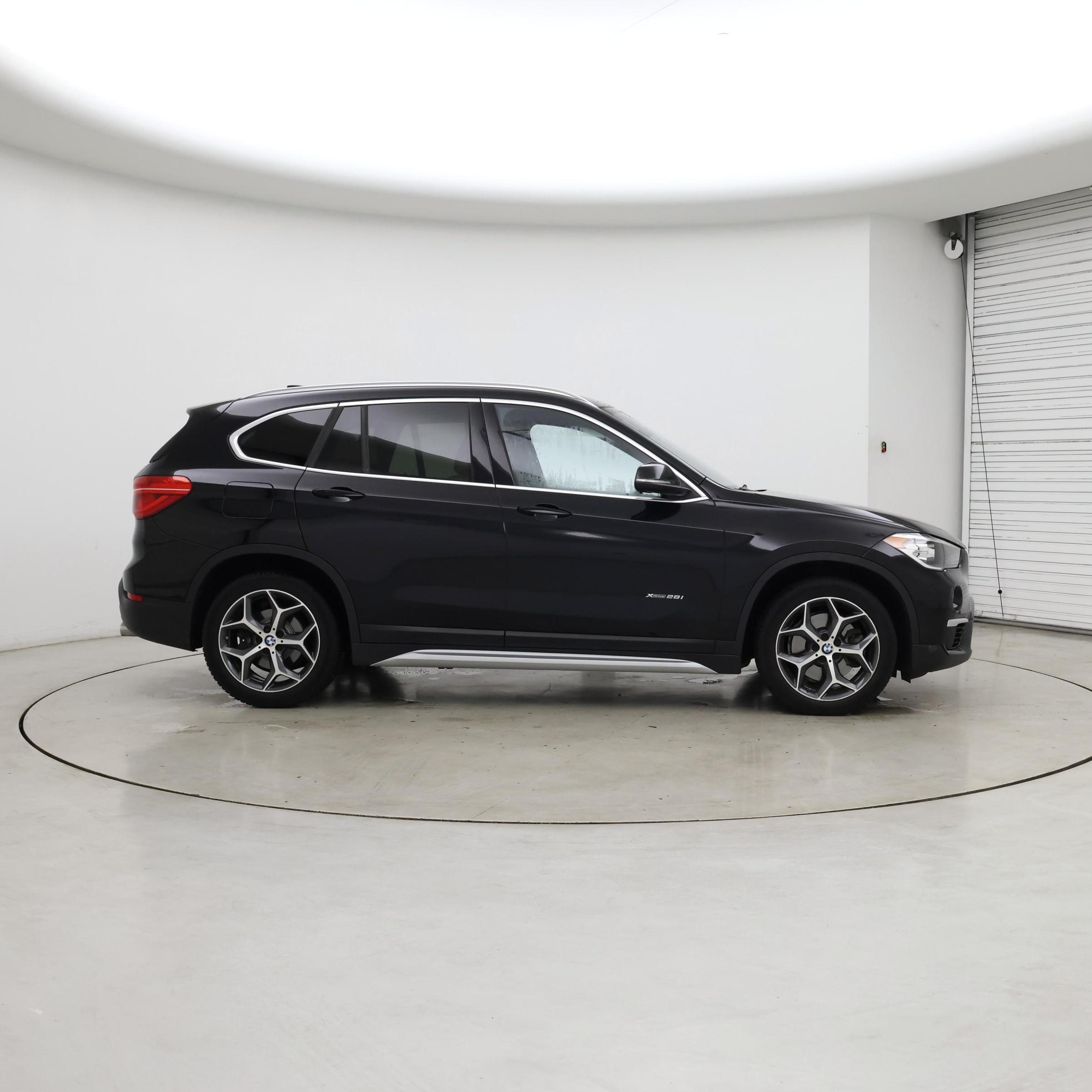 Thumbnail: 2018 BMW X1 - 7