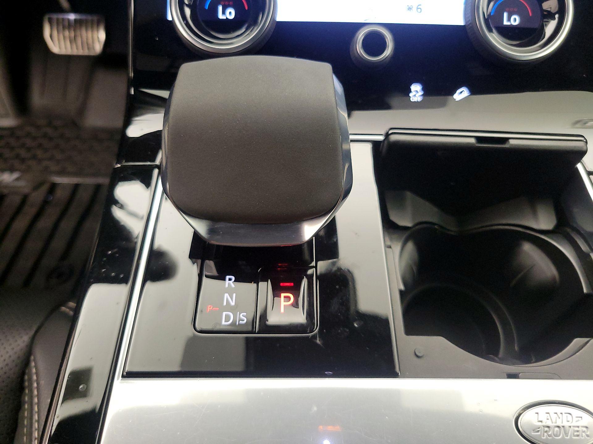 Thumbnail: 2021 Land Rover Range Rover Velar - 18