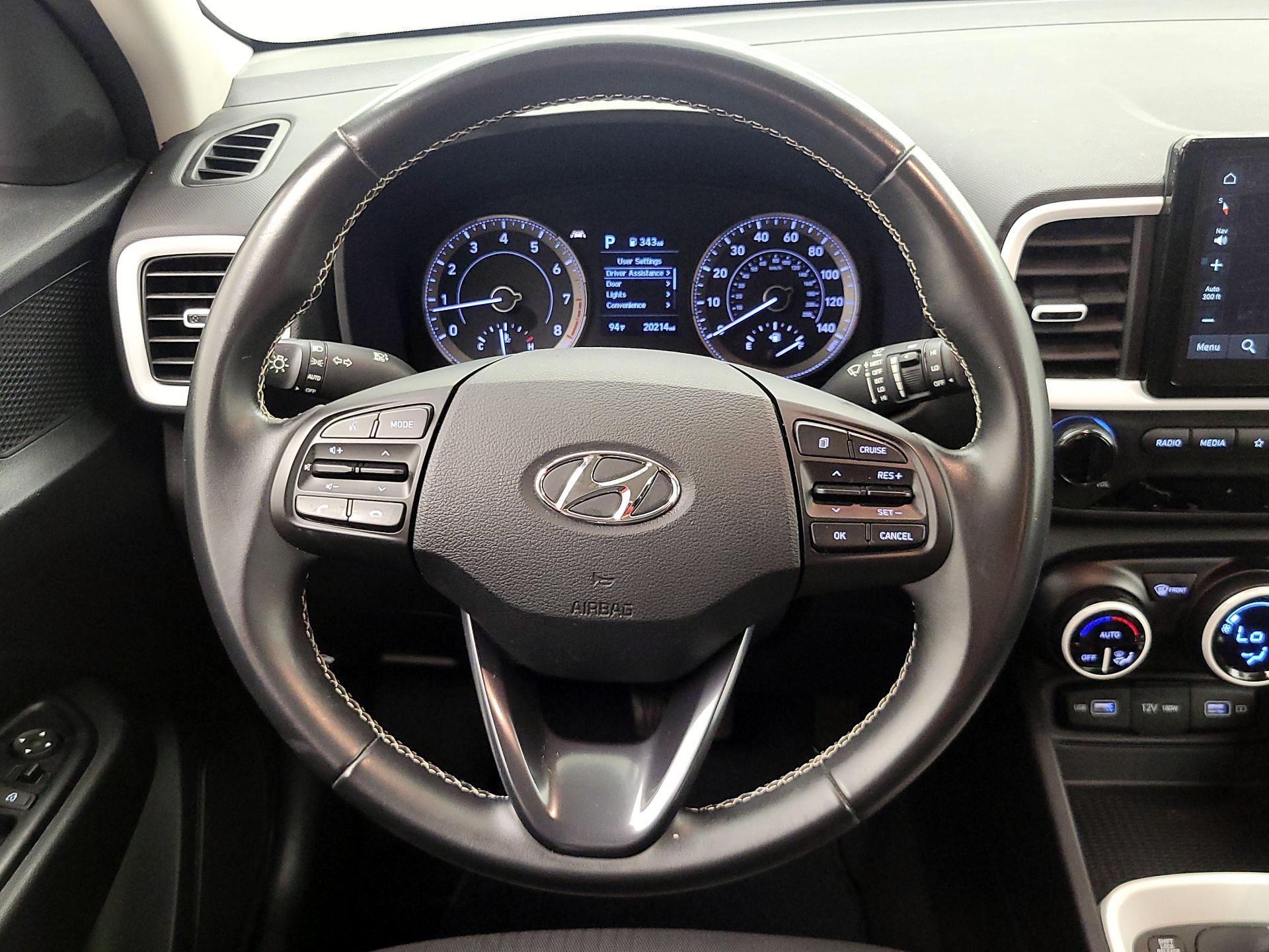 Thumbnail: 2022 Hyundai Venue - 10