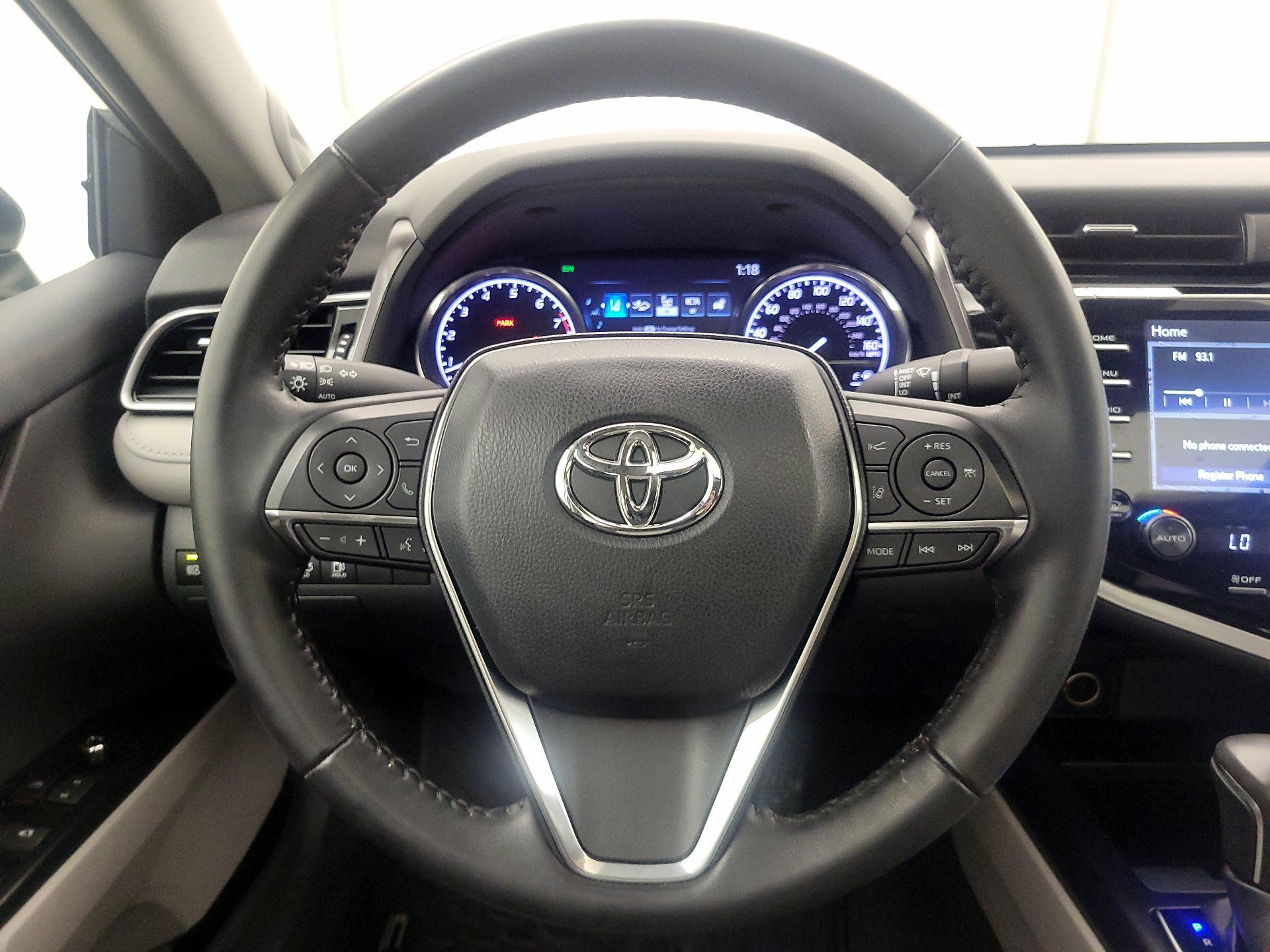 Thumbnail: 2020 Toyota Camry - 10