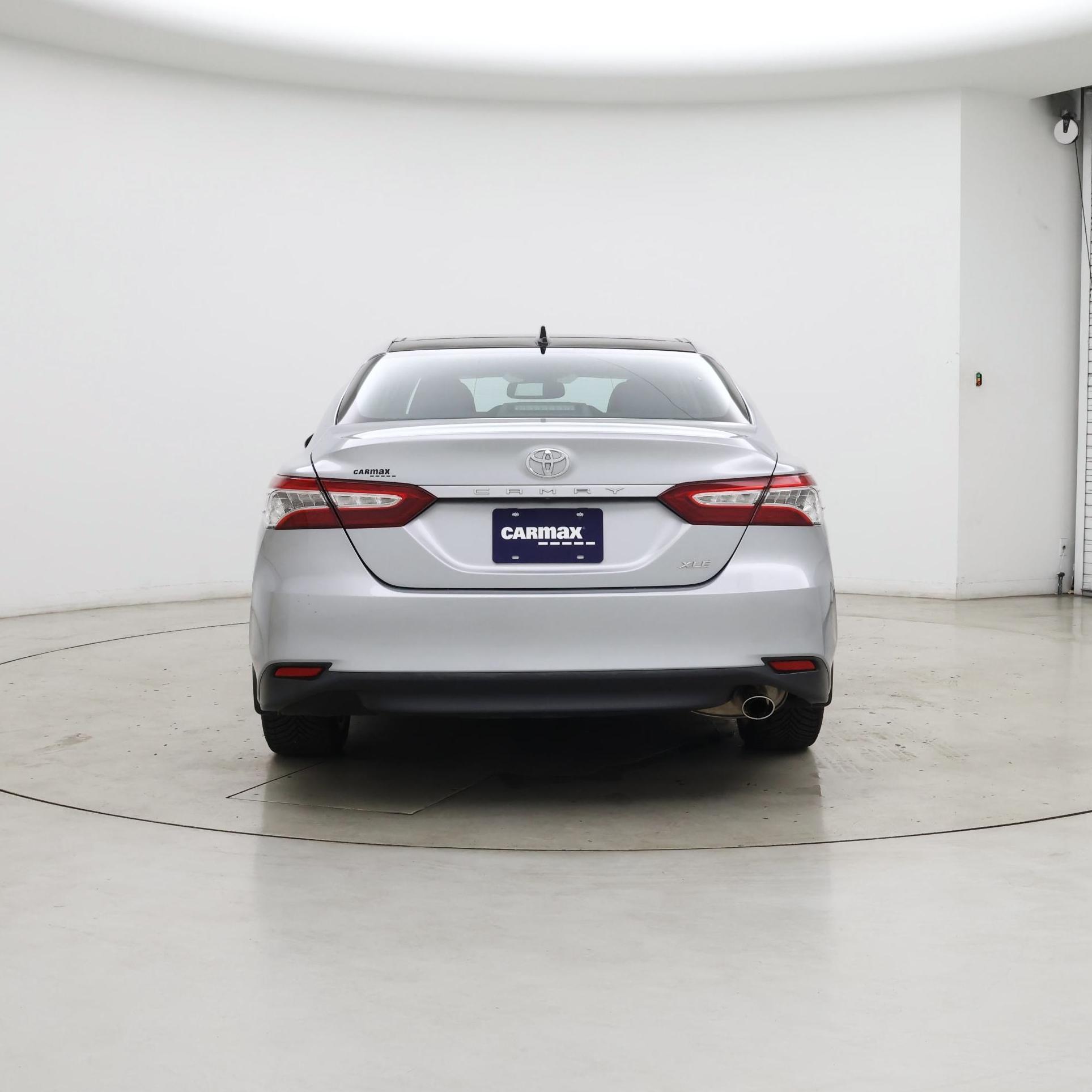 Thumbnail: 2020 Toyota Camry - 6
