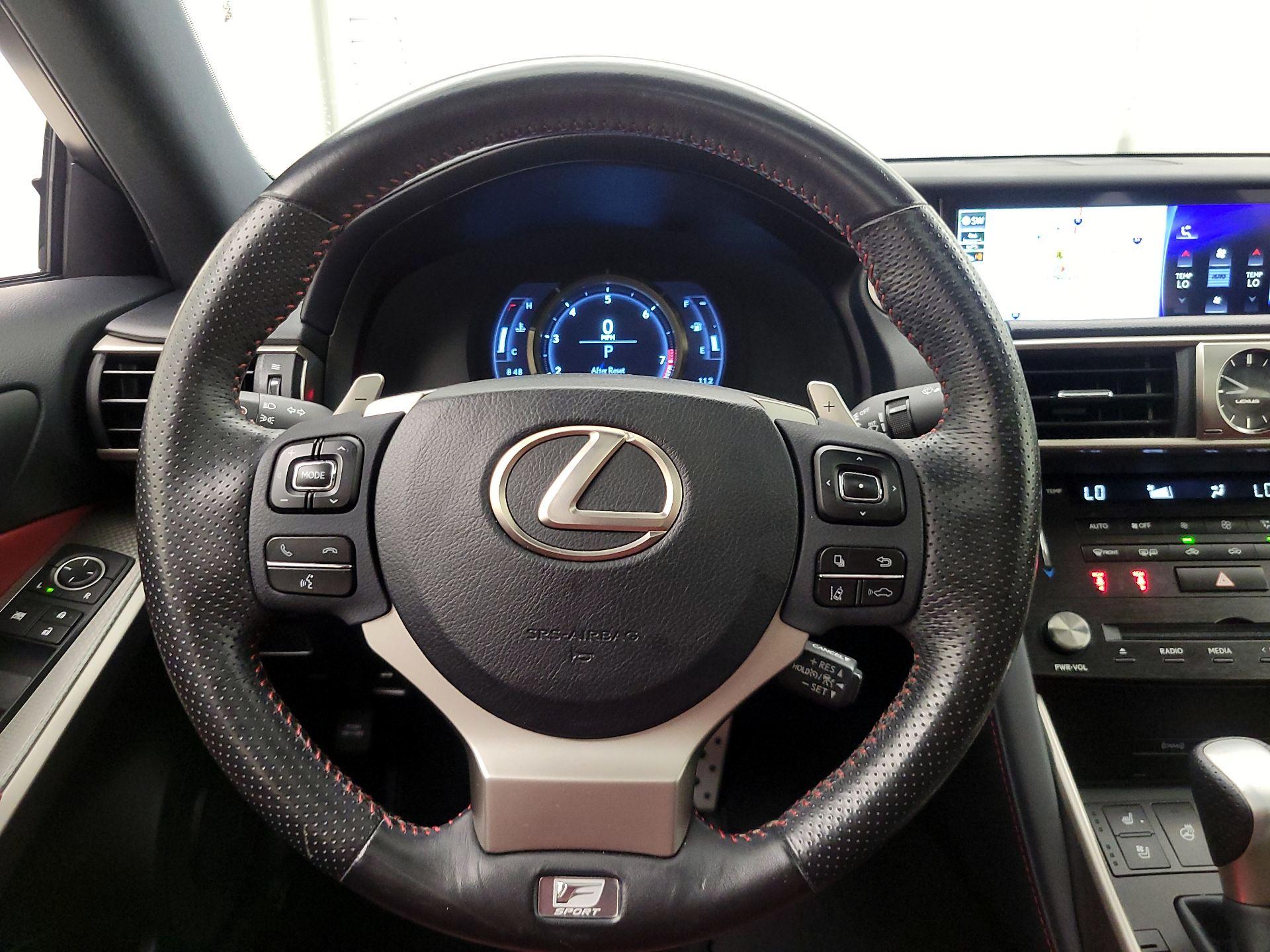 Thumbnail: 2018 Lexus IS - 10