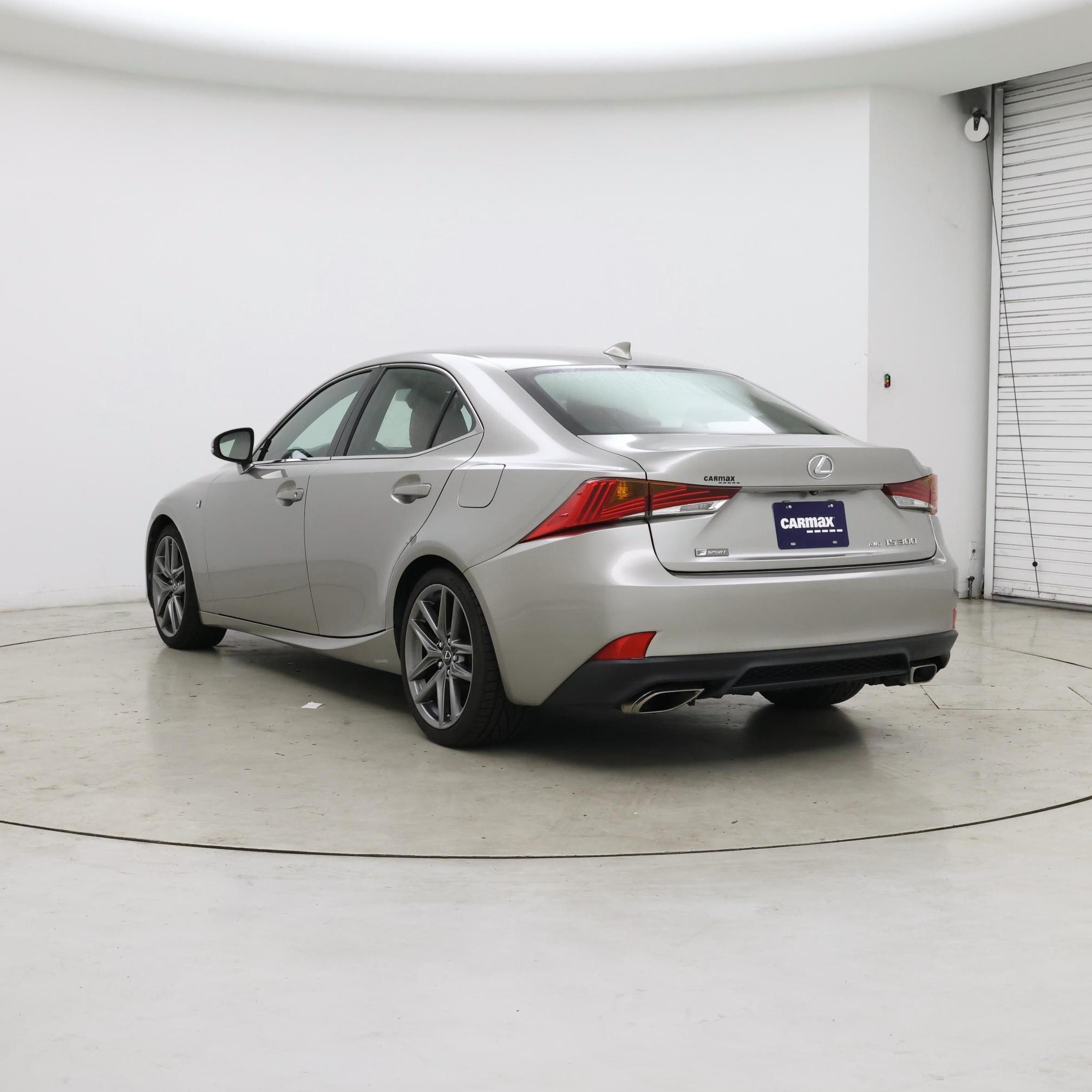 Thumbnail: 2018 Lexus IS - 2
