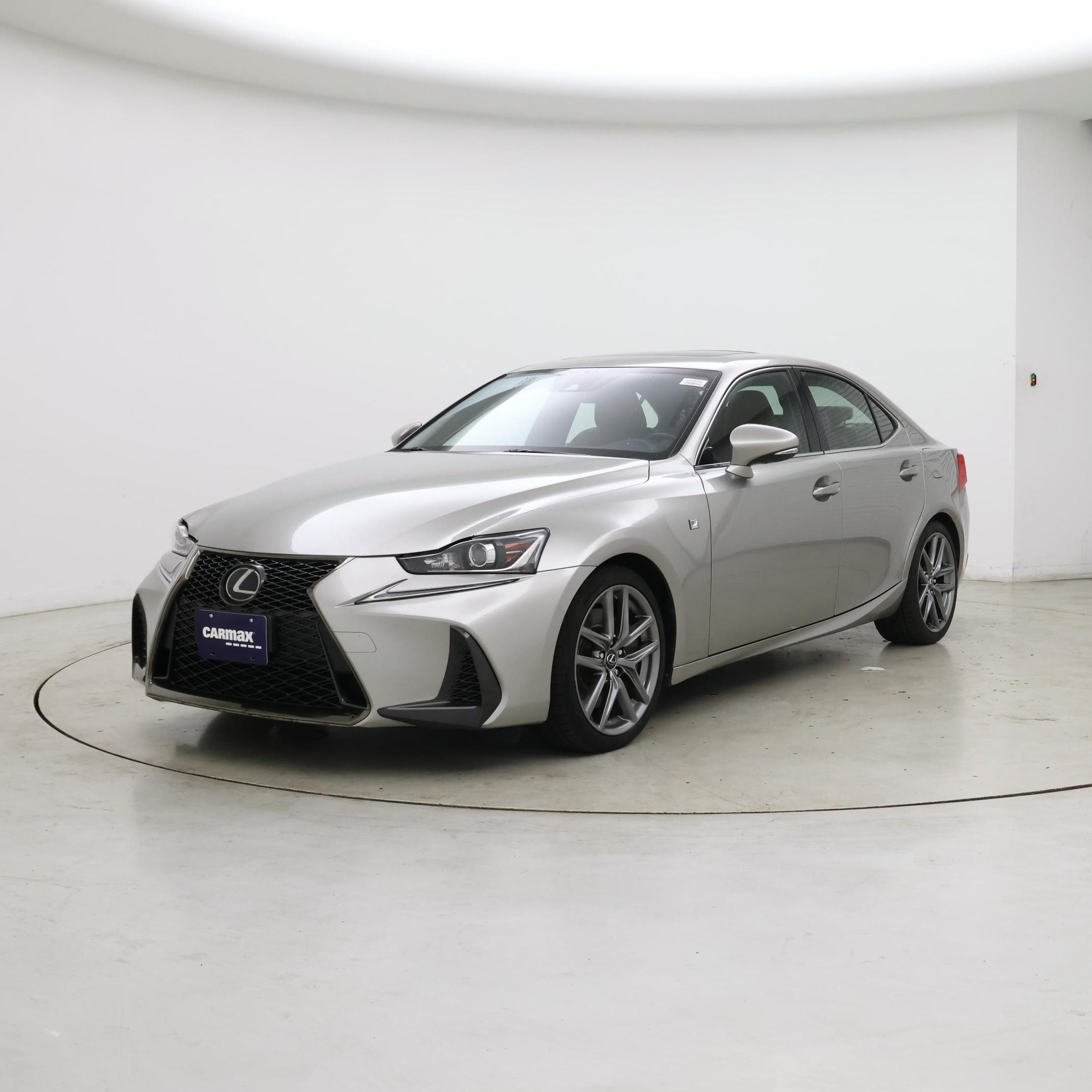 Thumbnail: 2018 Lexus IS - 4