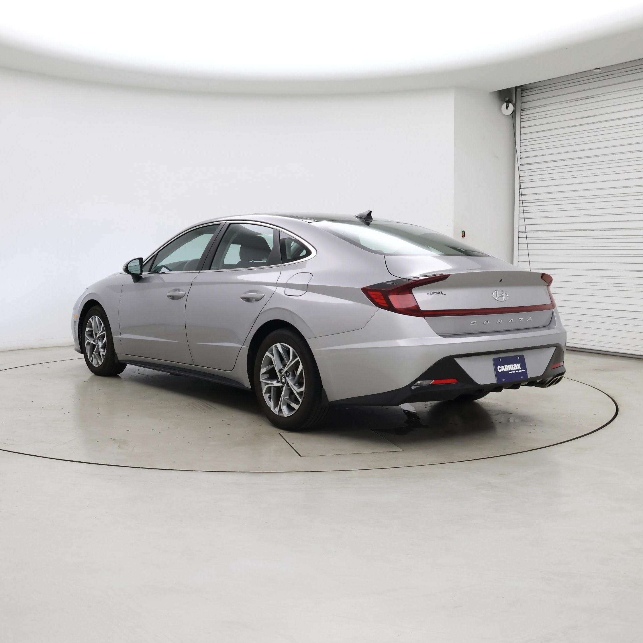 Thumbnail: 2023 Hyundai Sonata - 2