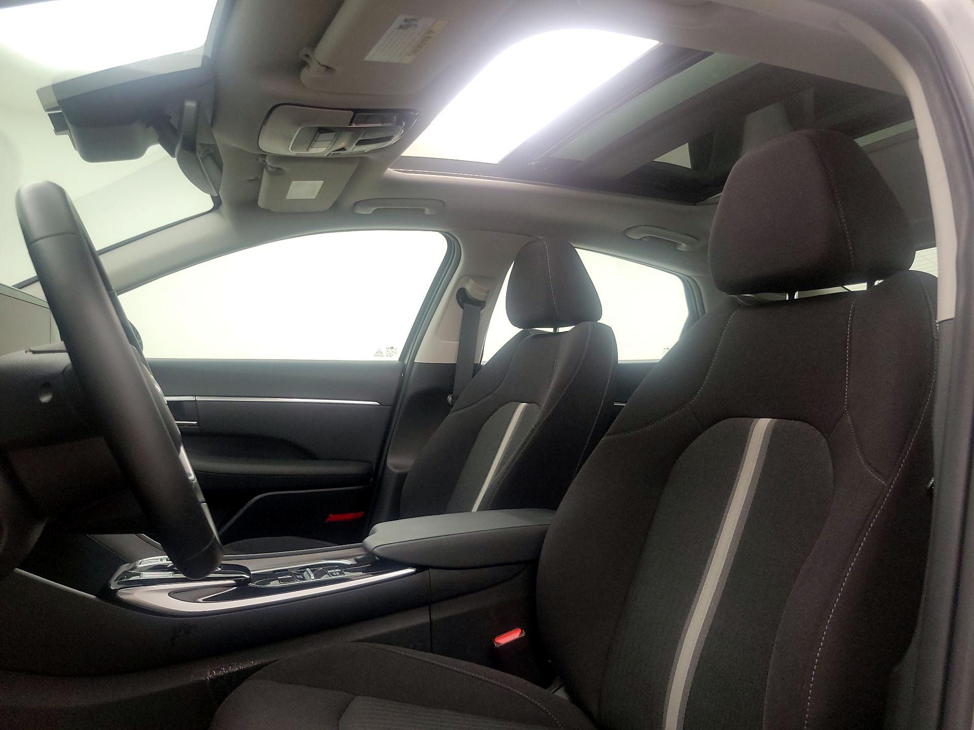 Thumbnail: 2023 Hyundai Sonata - 19