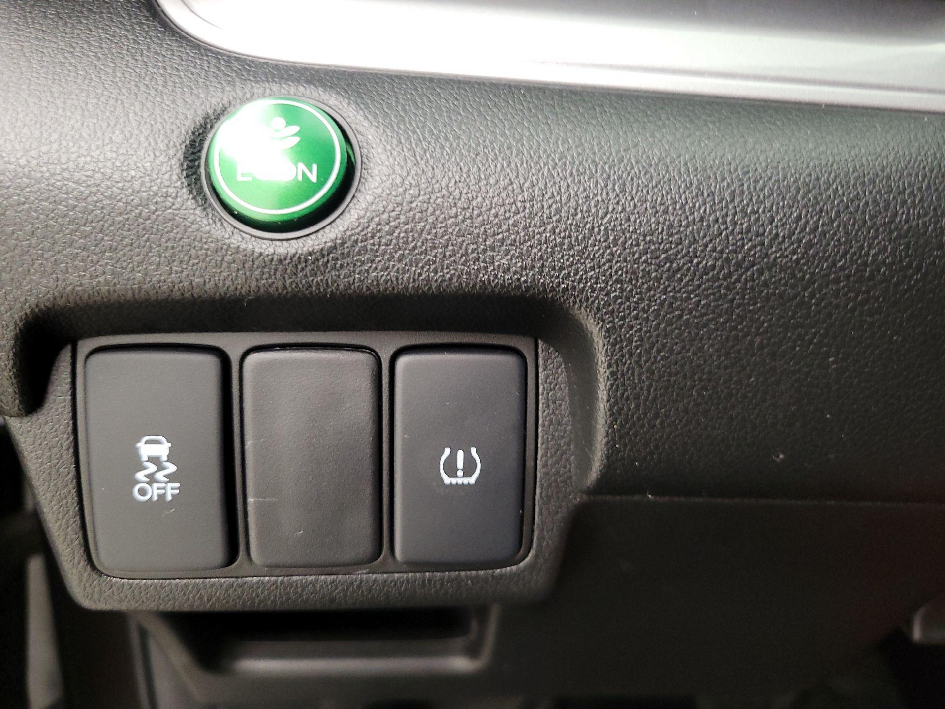 Thumbnail: 2015 Honda CR-V - 13