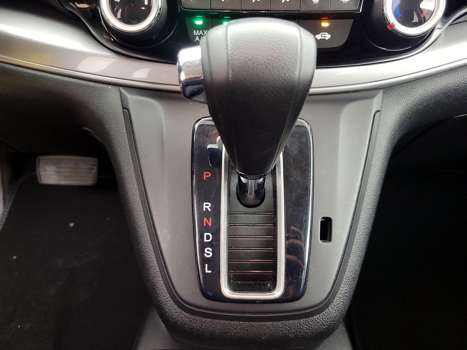 Thumbnail: 2015 Honda CR-V - 17