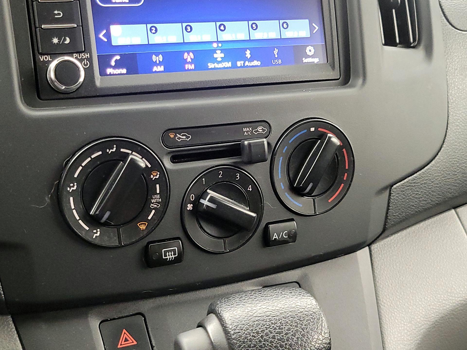 Thumbnail: 2021 Nissan NV200 - 16