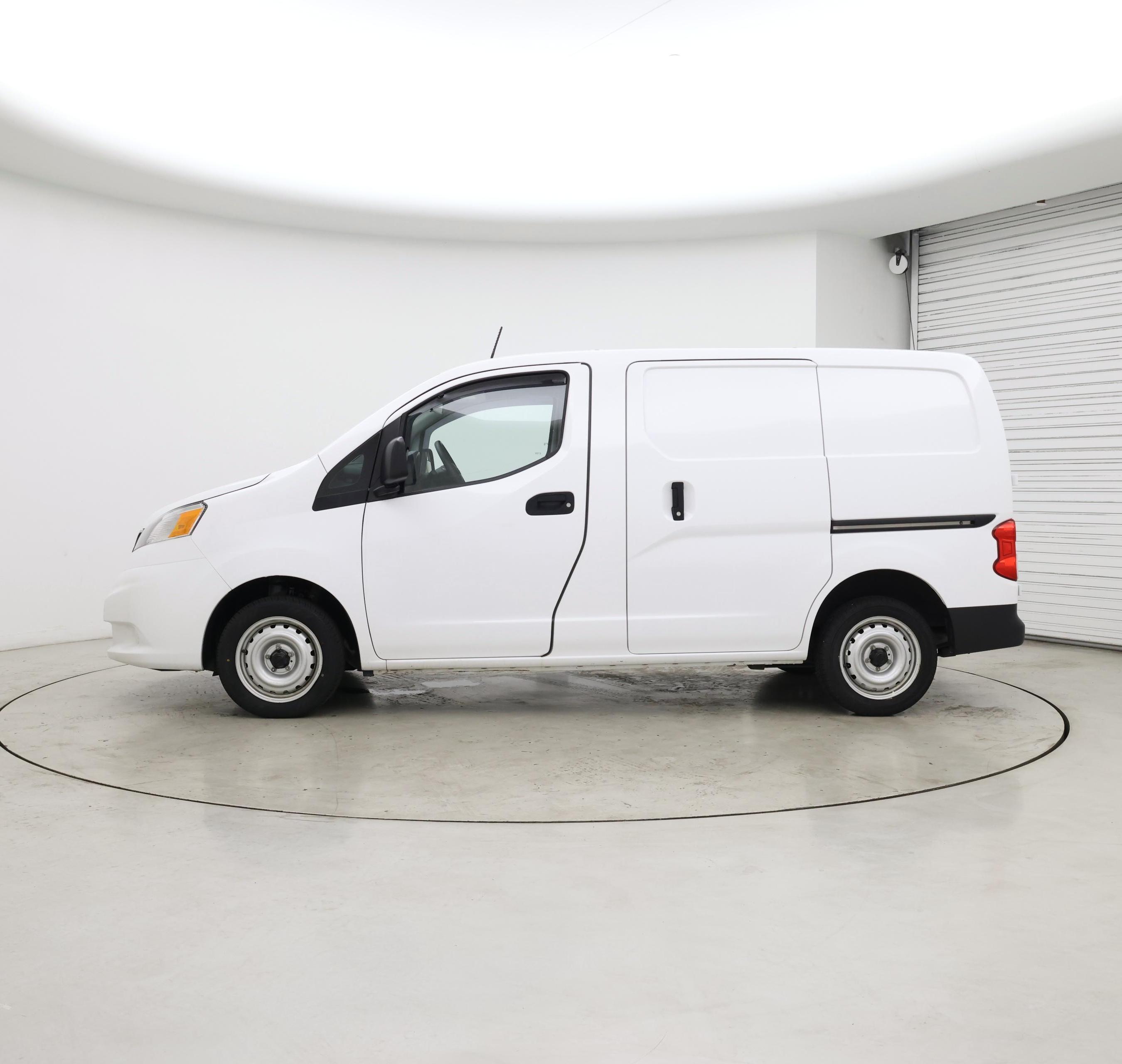 Thumbnail: 2021 Nissan NV200 - 3