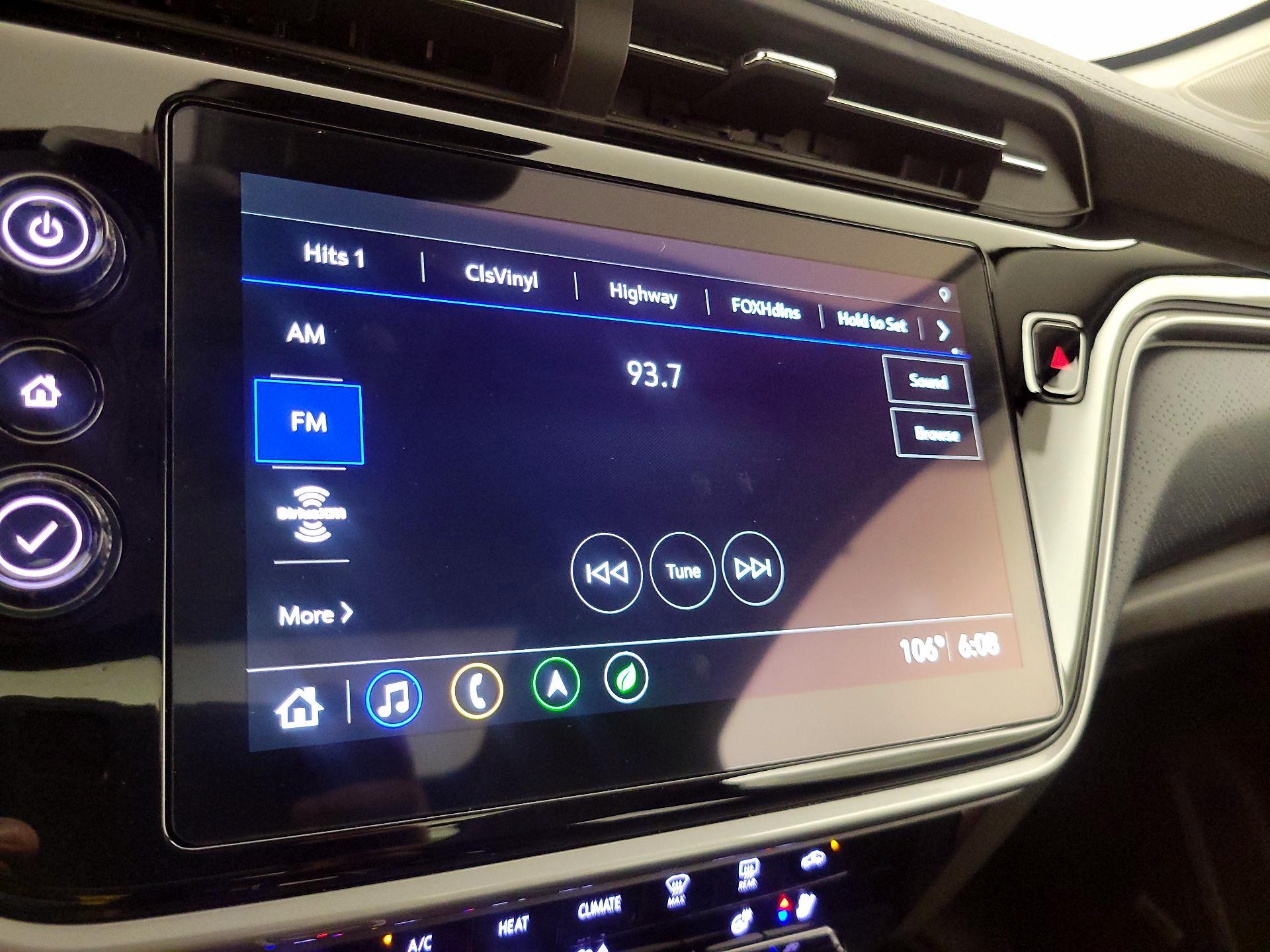 Thumbnail: 2023 Chevrolet Bolt EUV - 16