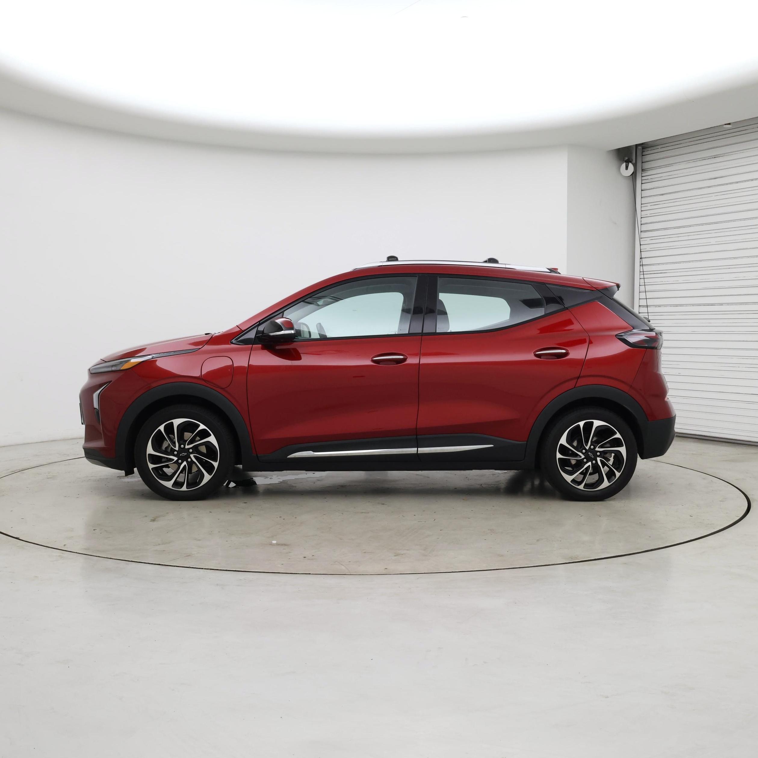 Thumbnail: 2023 Chevrolet Bolt EUV - 3