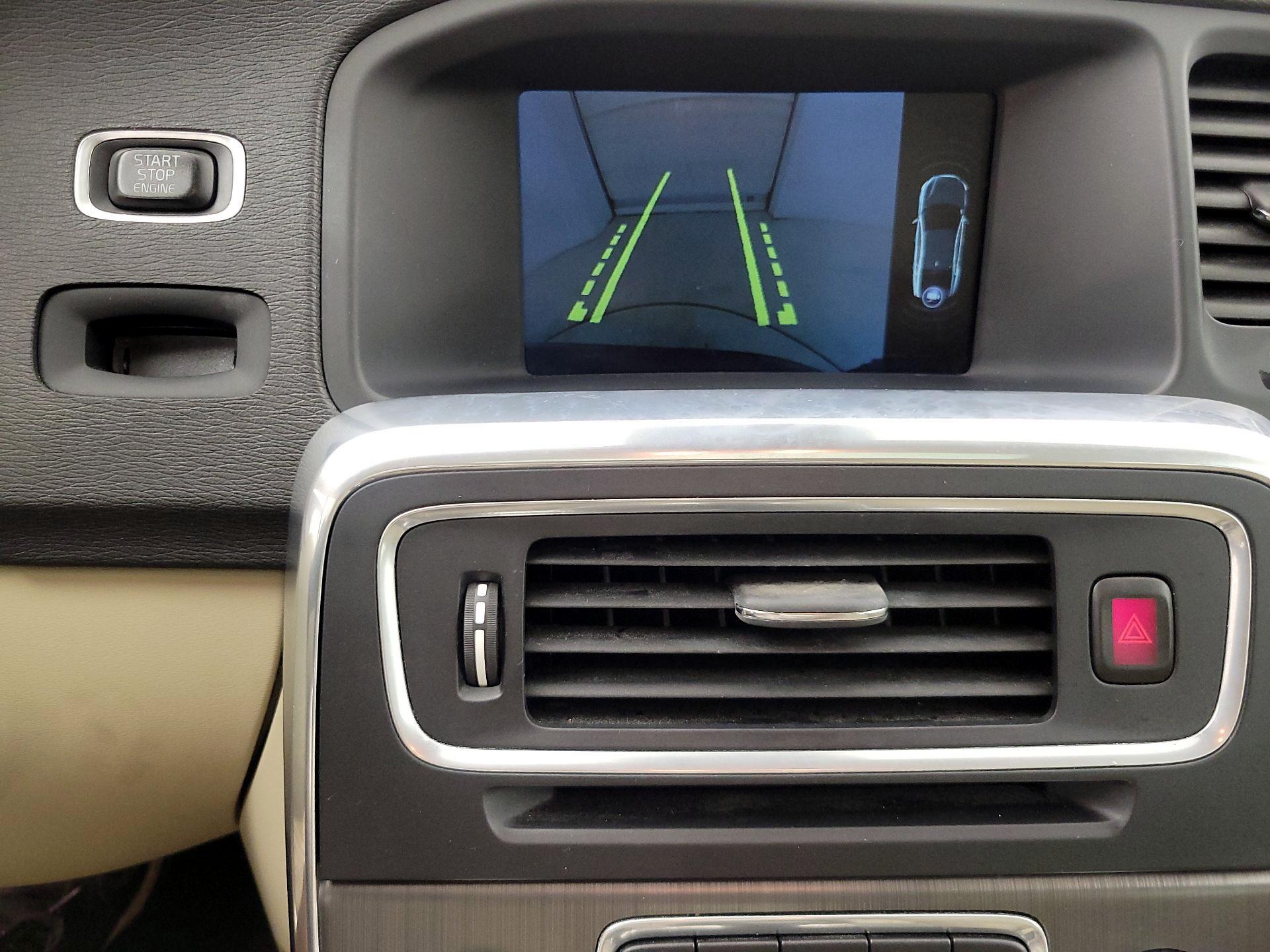 Thumbnail: 2015 Volvo S60 - 14