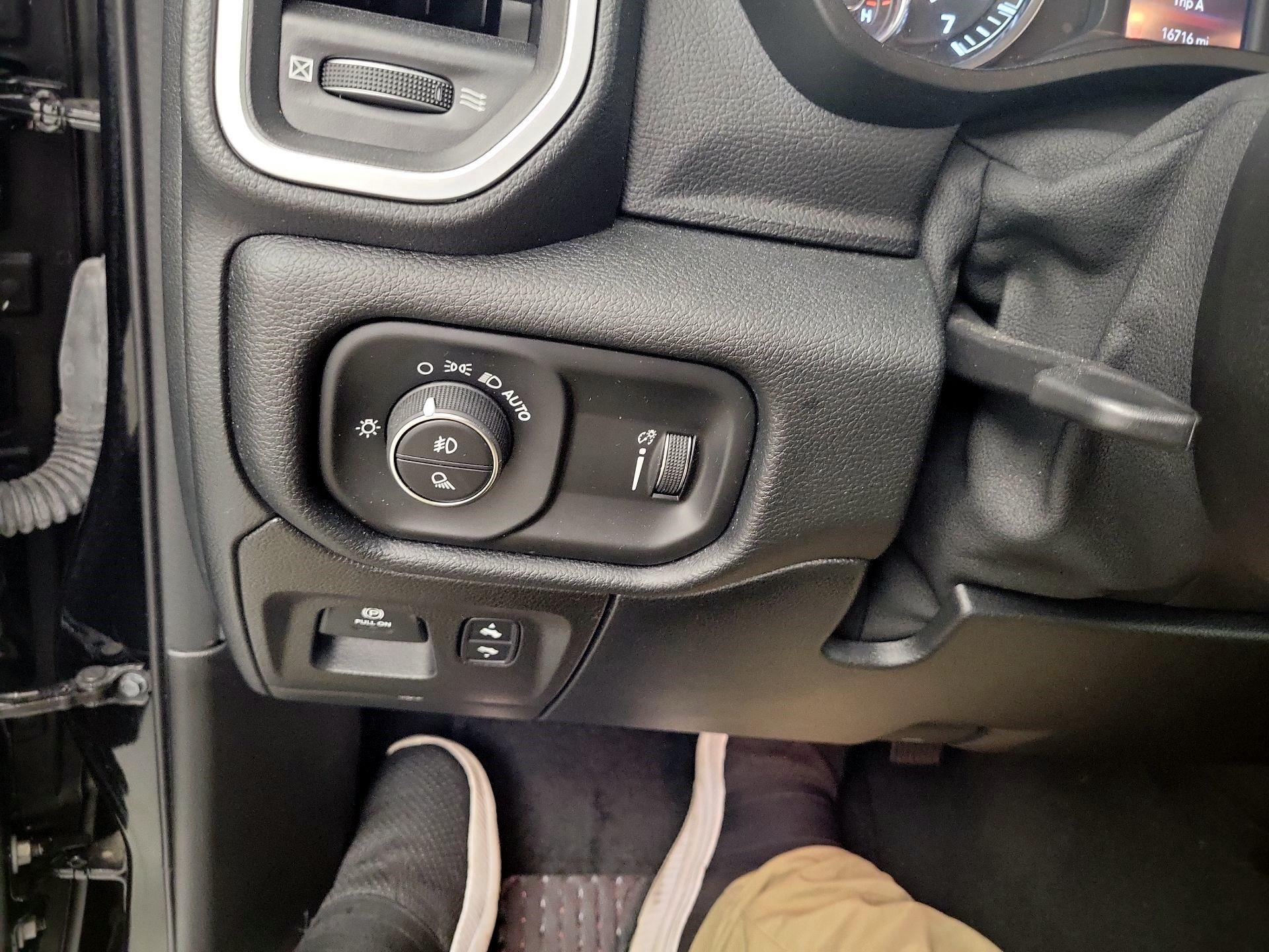 Thumbnail: 2021 RAM 1500 - 11