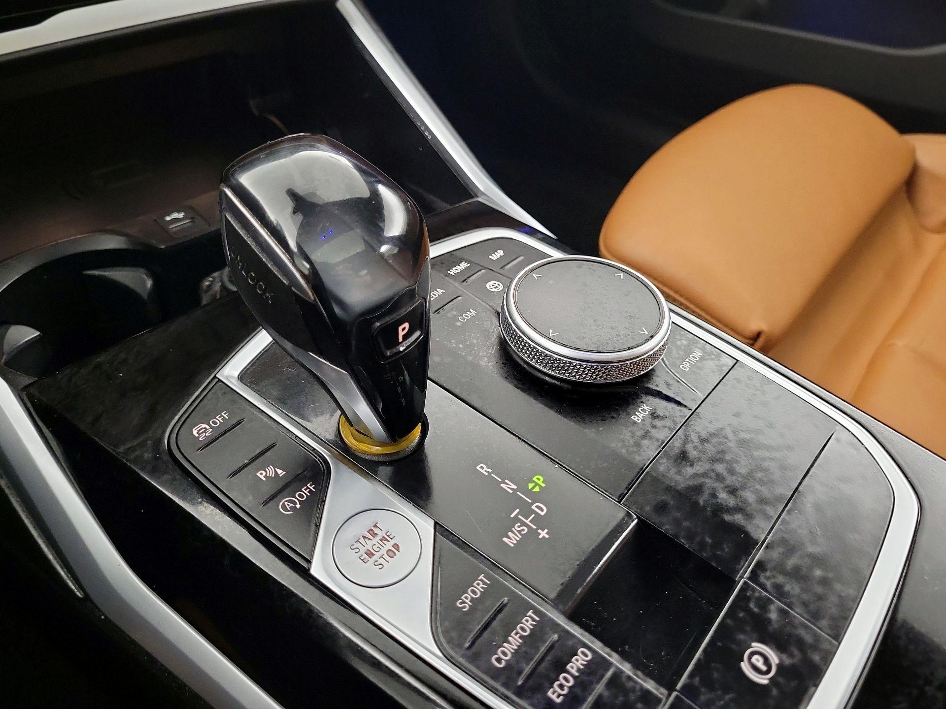 Thumbnail: 2019 BMW 3 Series - 16