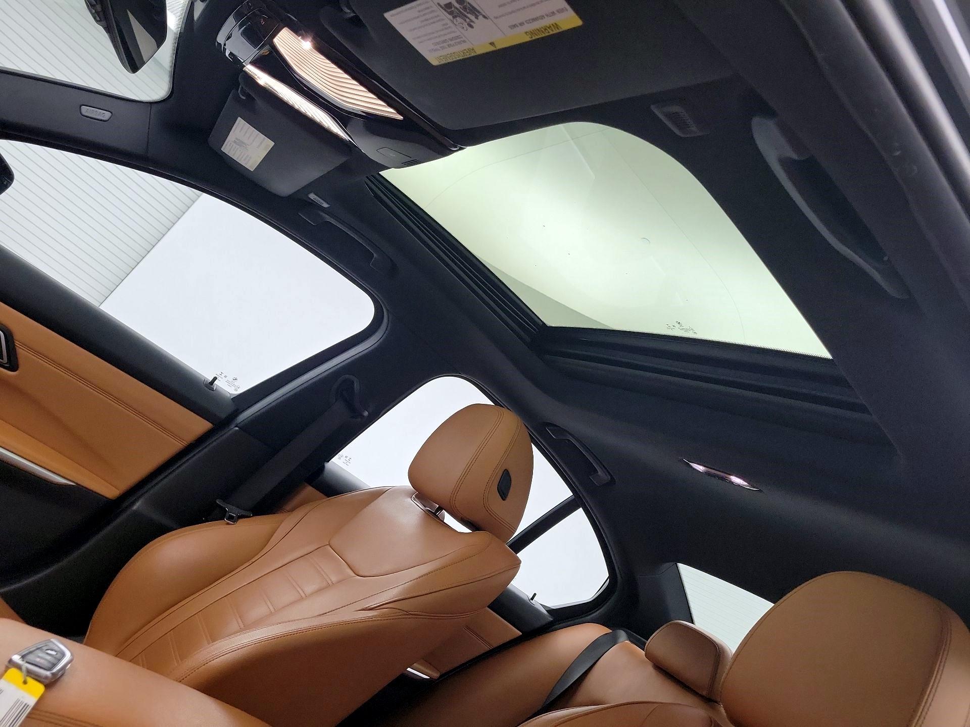 Thumbnail: 2019 BMW 3 Series - 18
